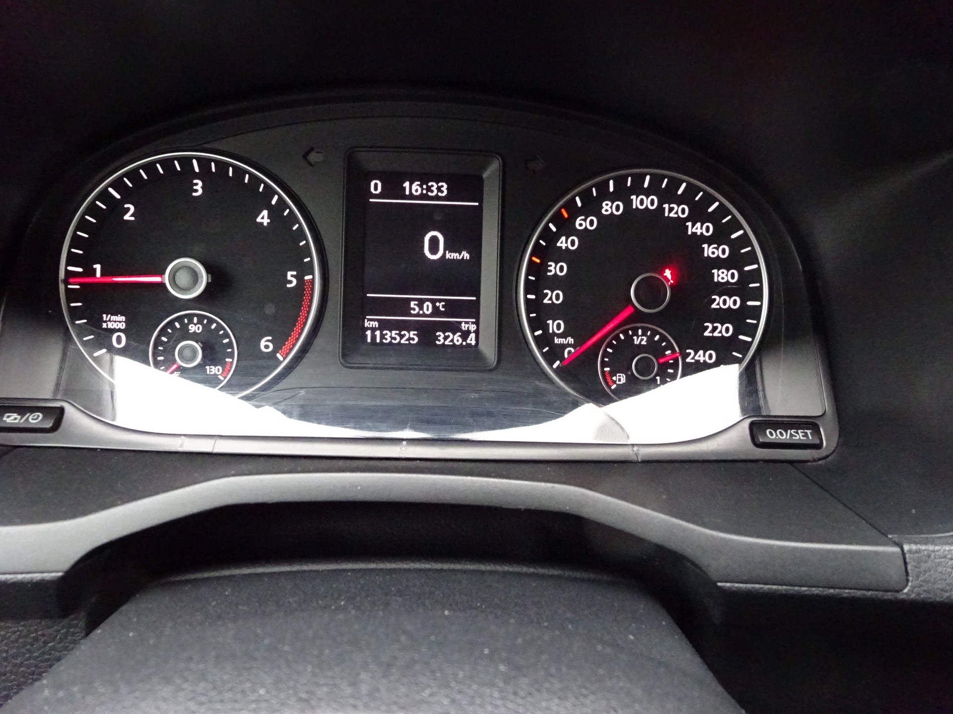 VW Caddy 2.0TDI BlueMotion Technology-image-12