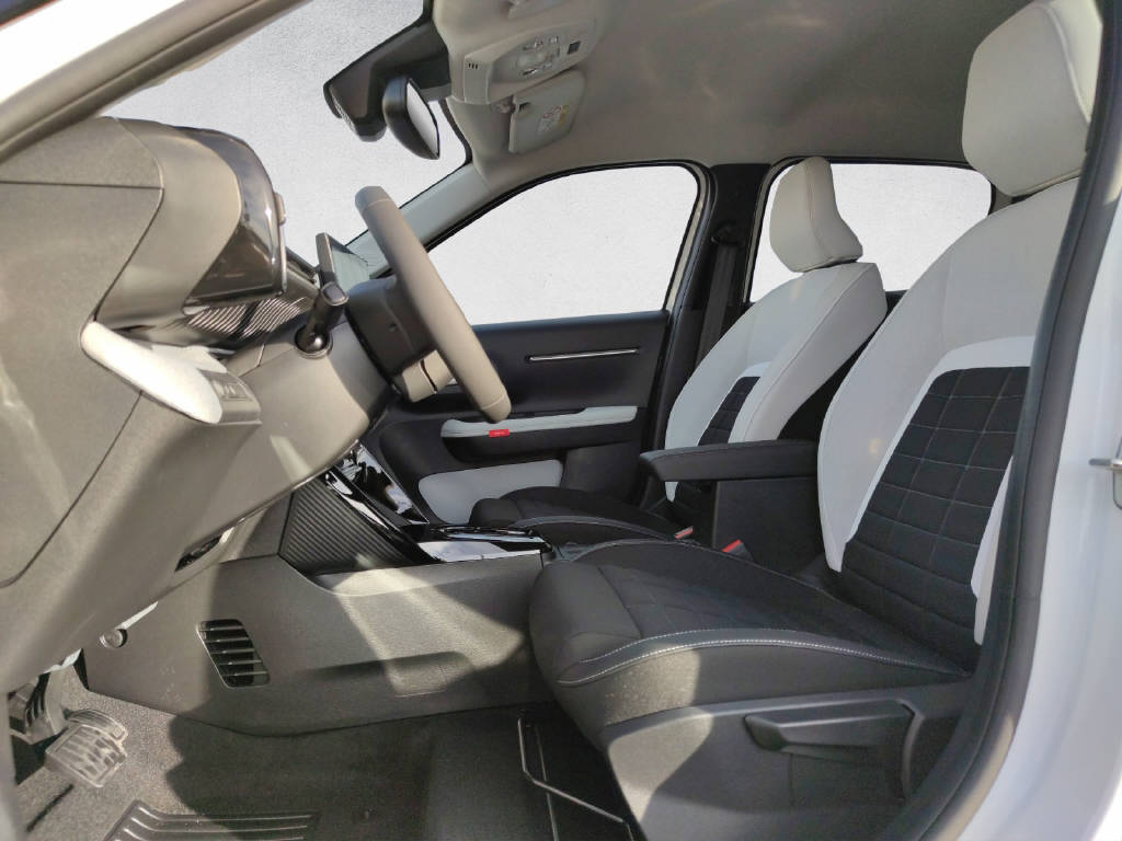 CITROEN C3 1.2 Hybrid Max-image-9