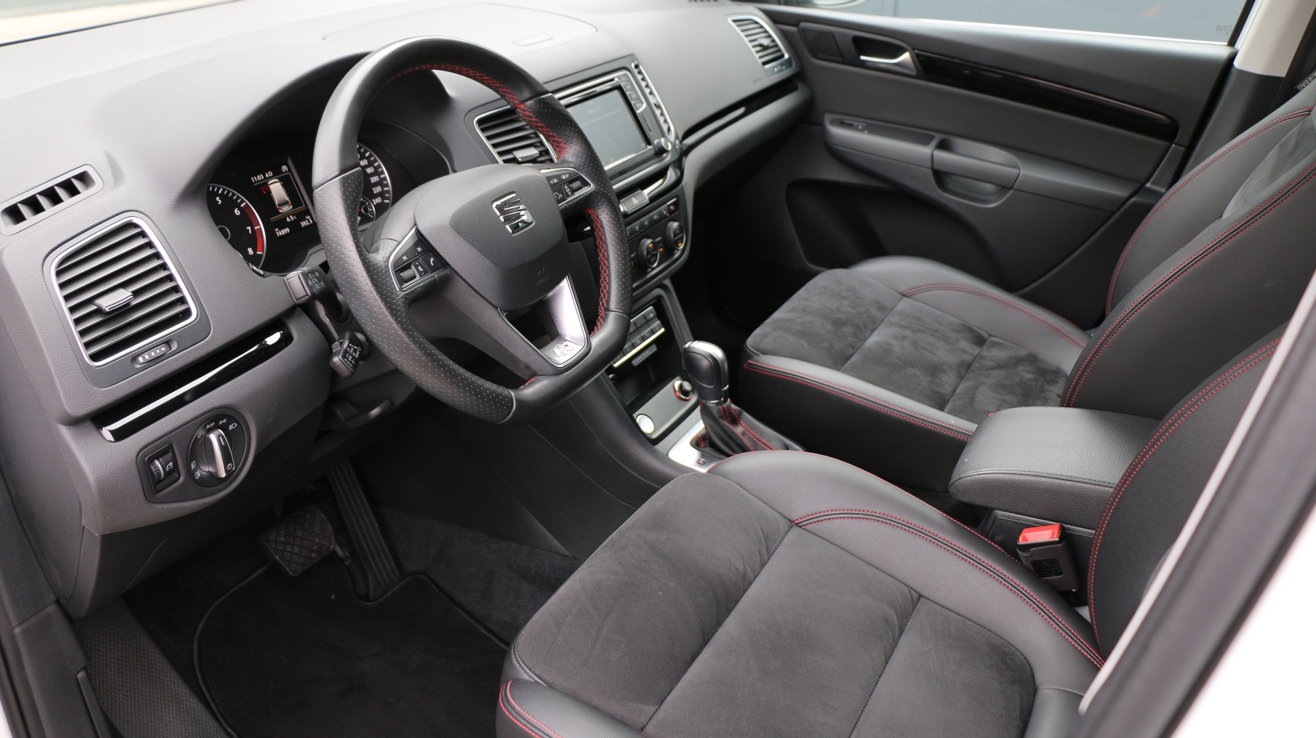 SEAT Alhambra 1.4TSI Style-image-19