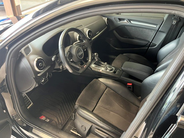 AUDI S3 Sportback 2.0 TFSI quattro S-tronic-image-4