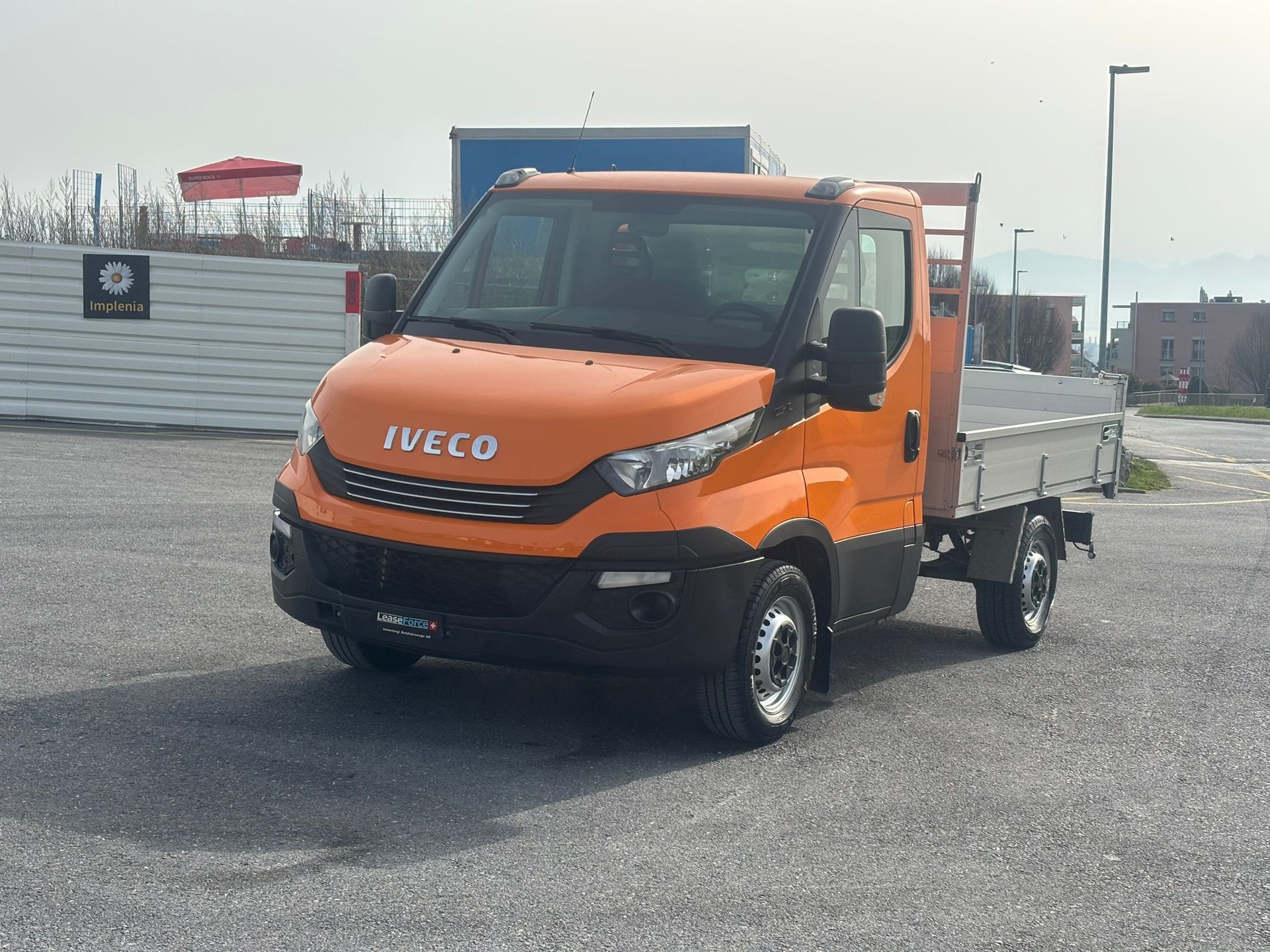IVECO 35 S 12 A8 pont basculant vertical-image-20