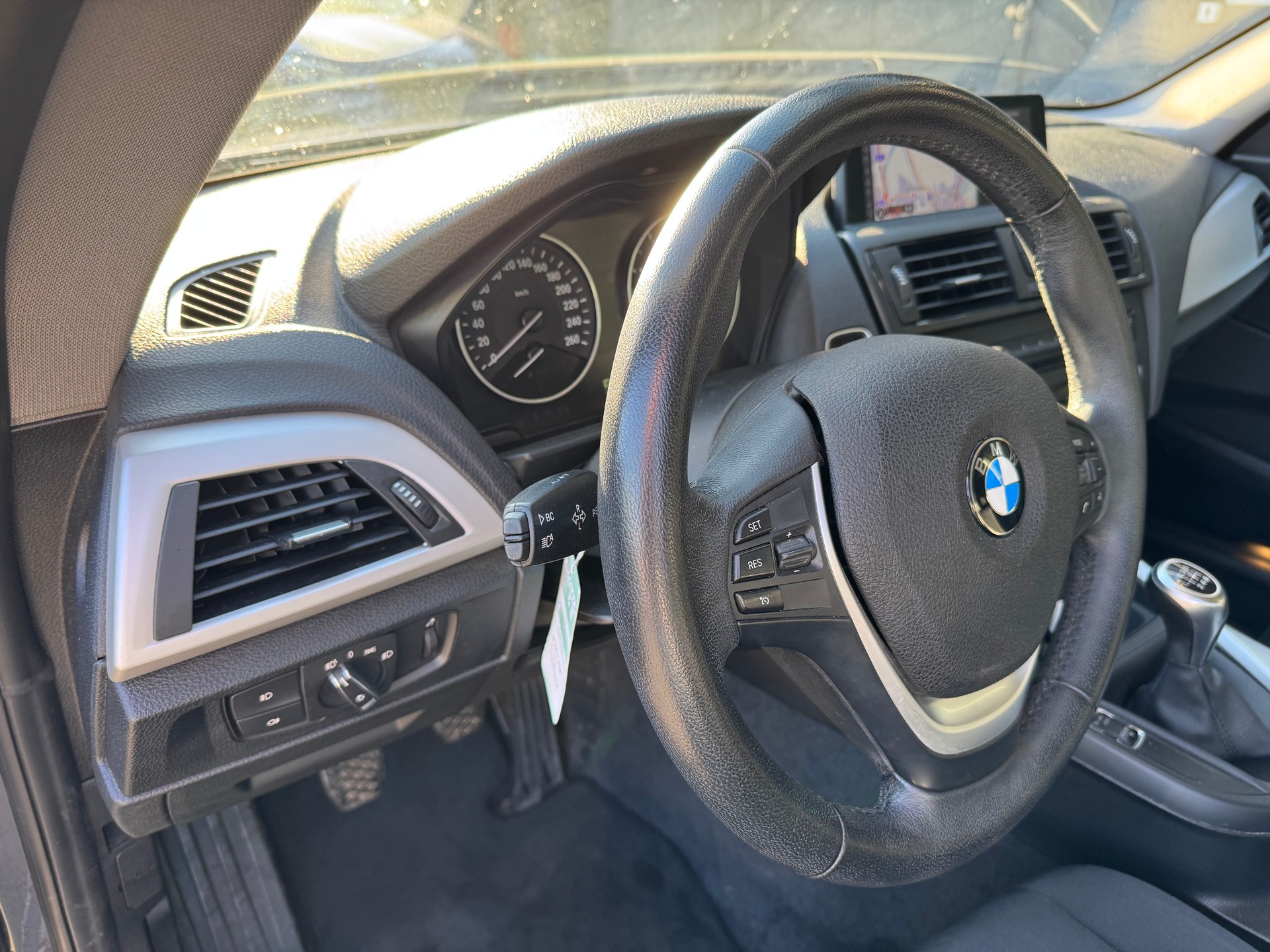 BMW 120d xDrive Urban Line-image-6