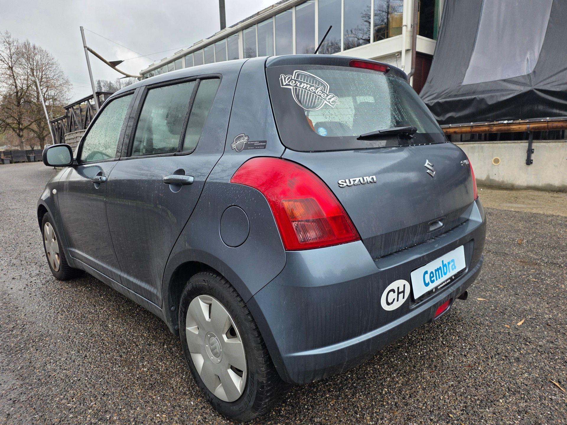 SUZUKI Swift 1.3i 16V GL ☆☆☆ Exportfahrzeug ☆☆☆-image-3