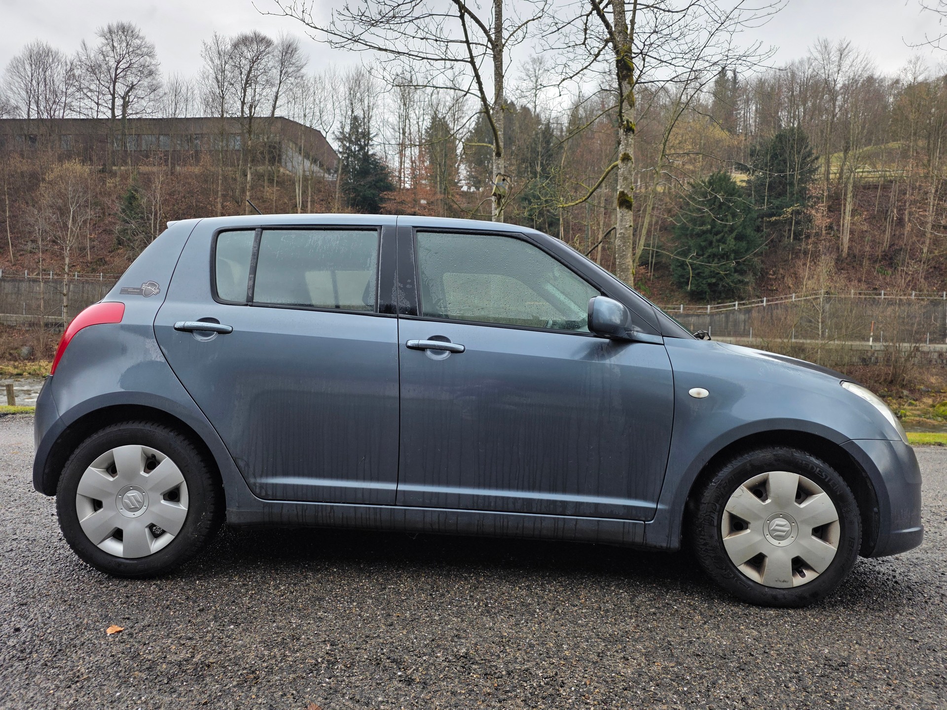 SUZUKI Swift 1.3i 16V GL ☆☆☆ Exportfahrzeug ☆☆☆-image-4
