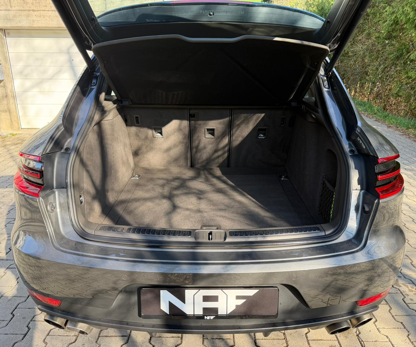 PORSCHE Macan S PDK-image-14
