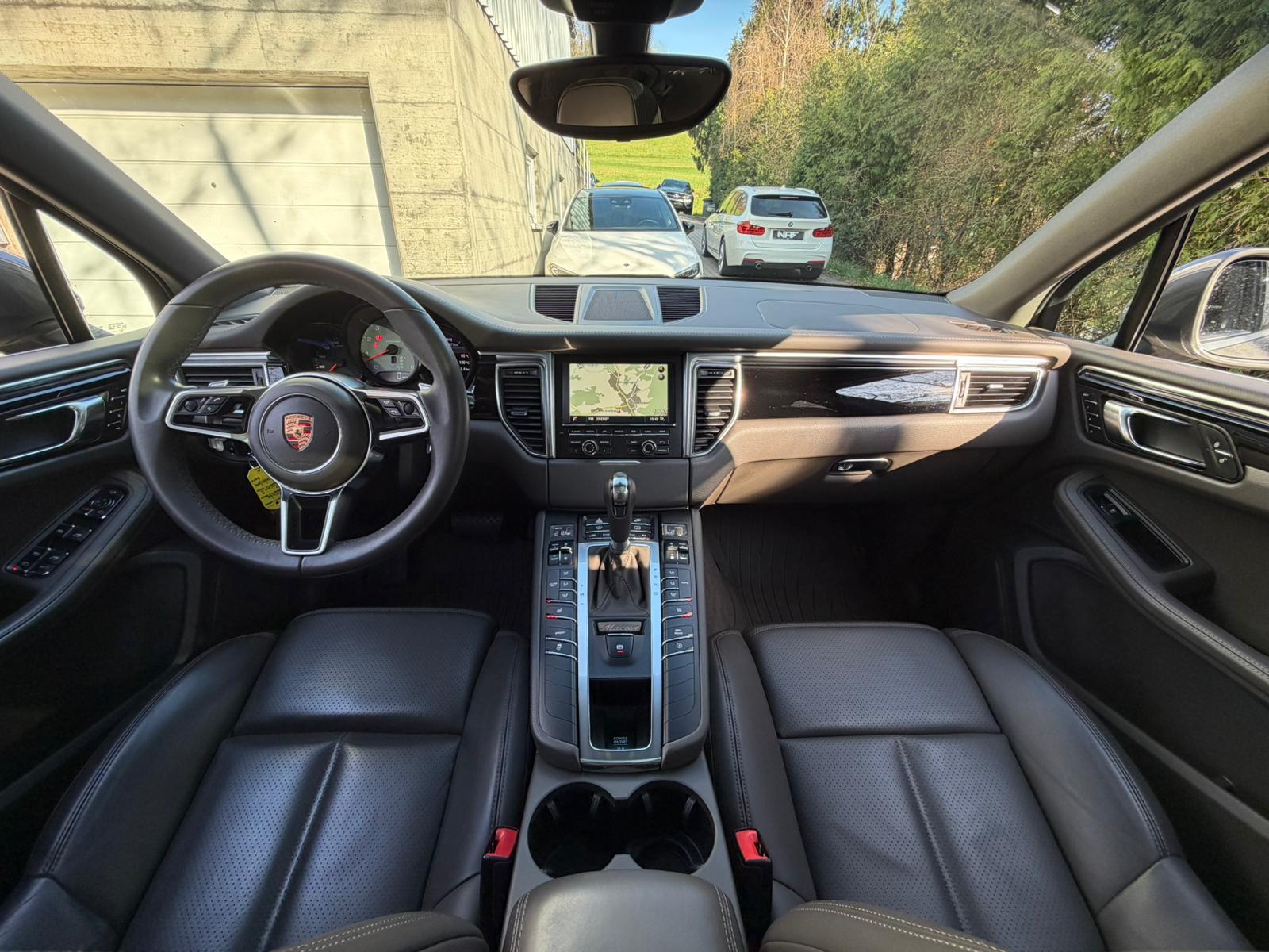 PORSCHE Macan S PDK-image-20