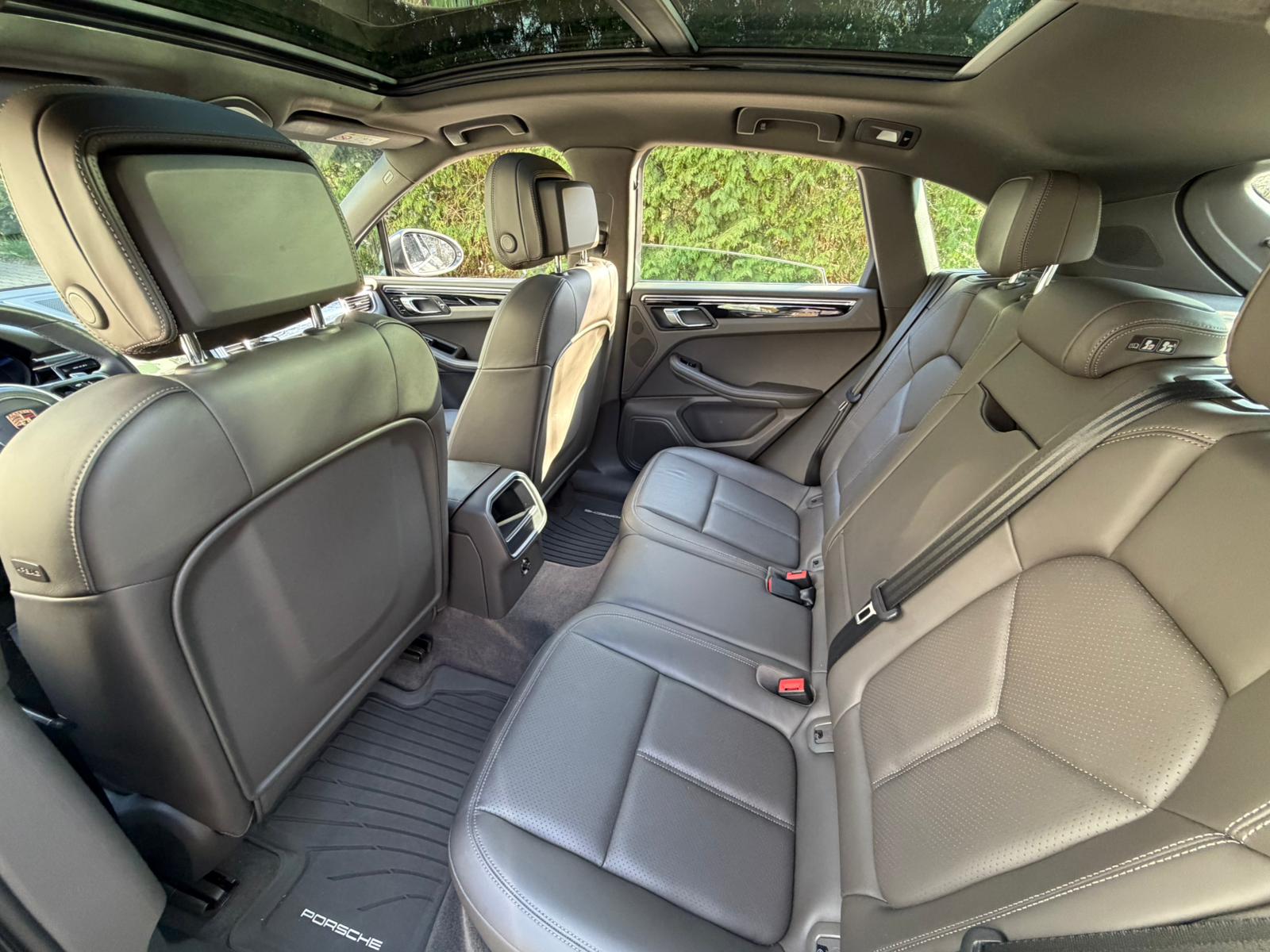 PORSCHE Macan S PDK-image-13