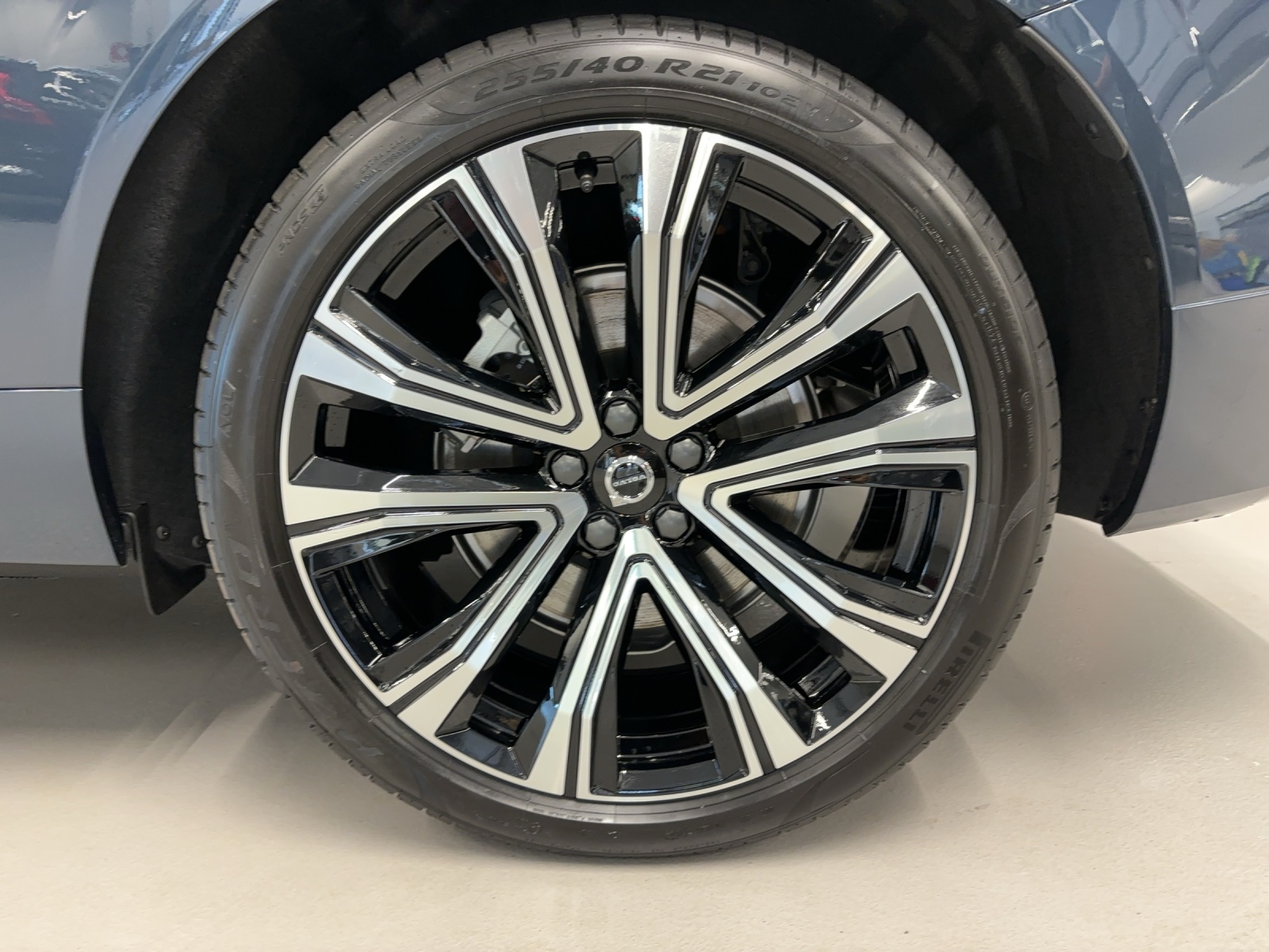 VOLVO XC60 2.0 T8 eAWD Ultra Bright Polestar Performance-image-15