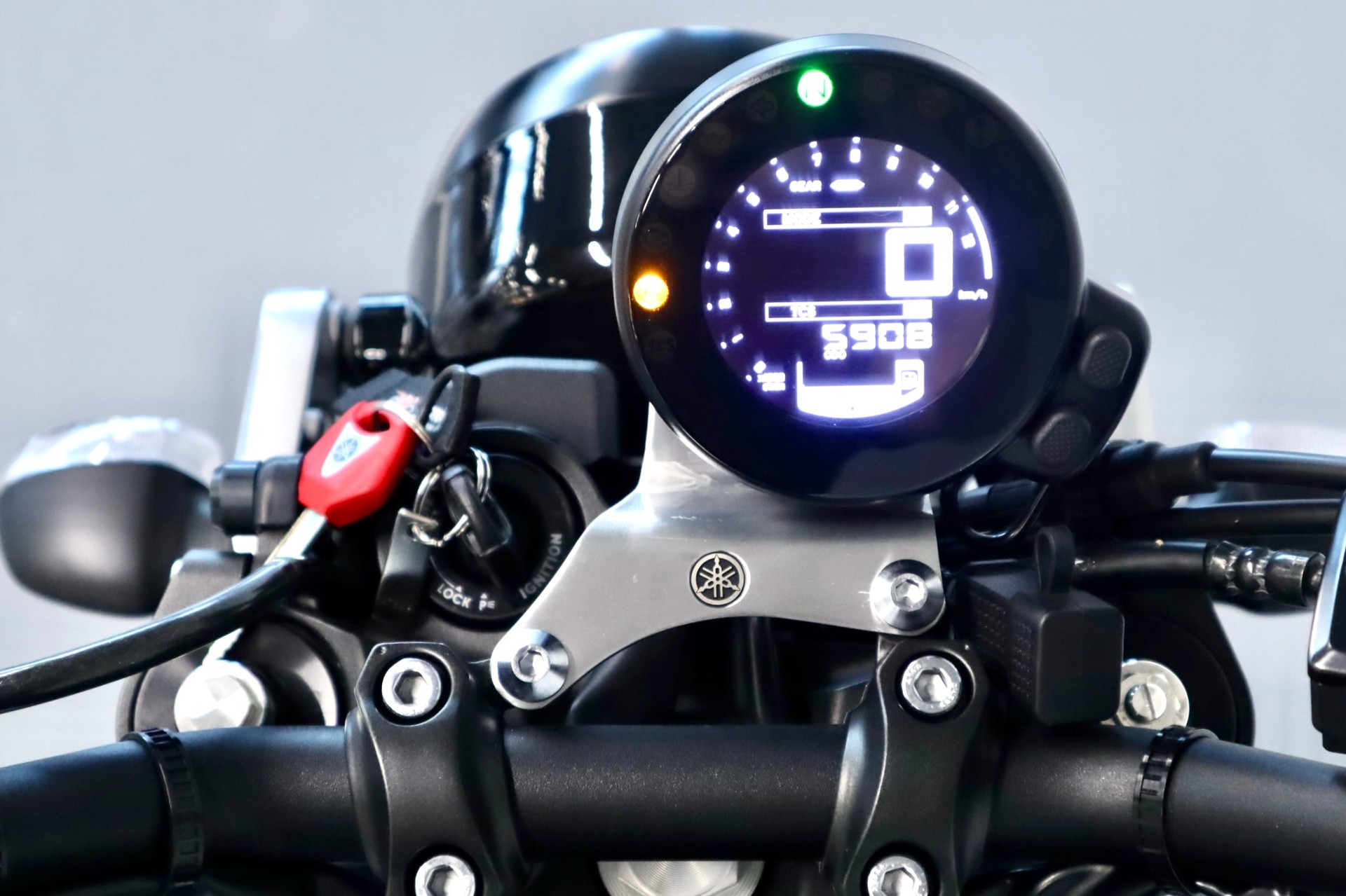 YAMAHA XSR 900 | CH-FZG | TOP ZUSTAND | AB MFK & SERVICE-image-8