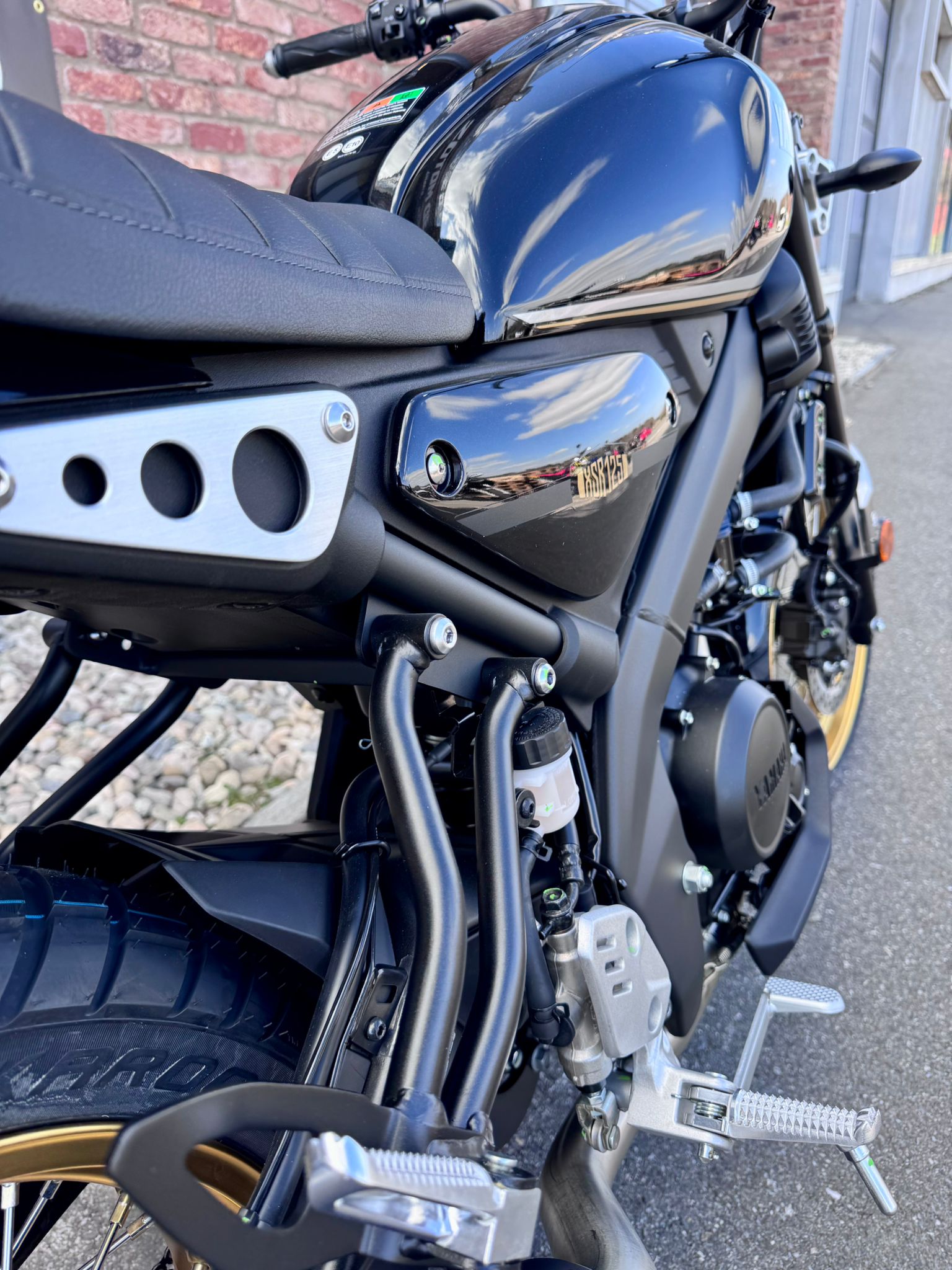 YAMAHA XSR 125 Legacy-image-8
