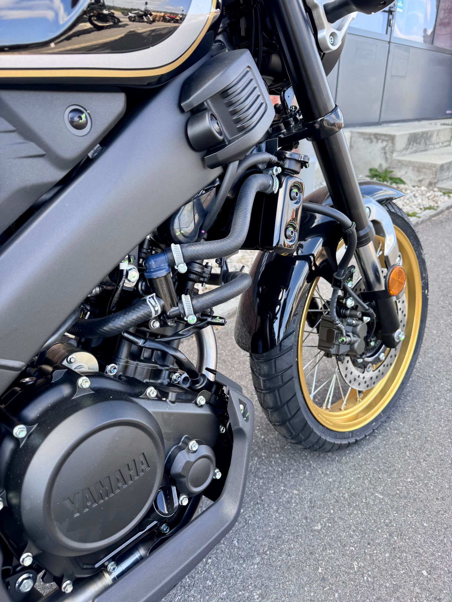 YAMAHA XSR 125 Legacy-image-9