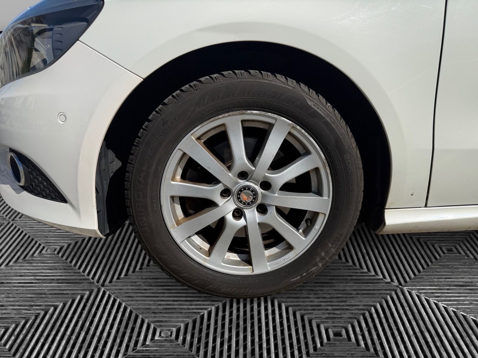 MERCEDES-BENZ A 180 Style-image-9