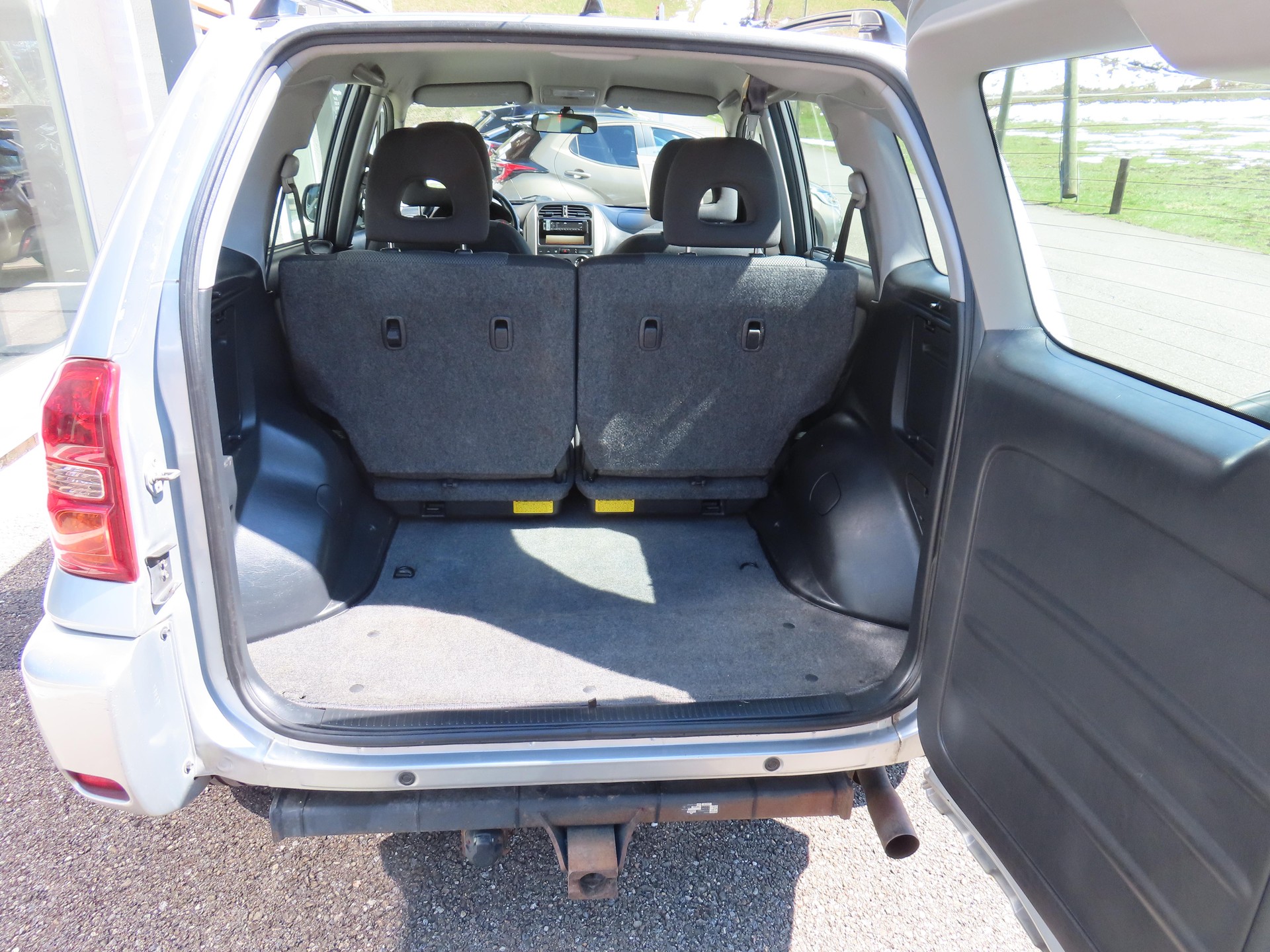 TOYOTA RAV4 2.0i-16V Mountain-image-7