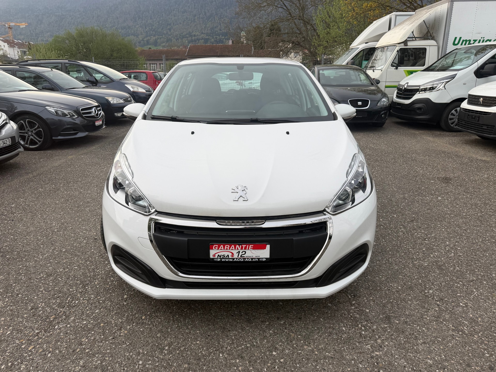 PEUGEOT 208 1.5 BlueHDi Active ** Klimaanlage ** Tempomat ** Frisch Ab MFK-image-1