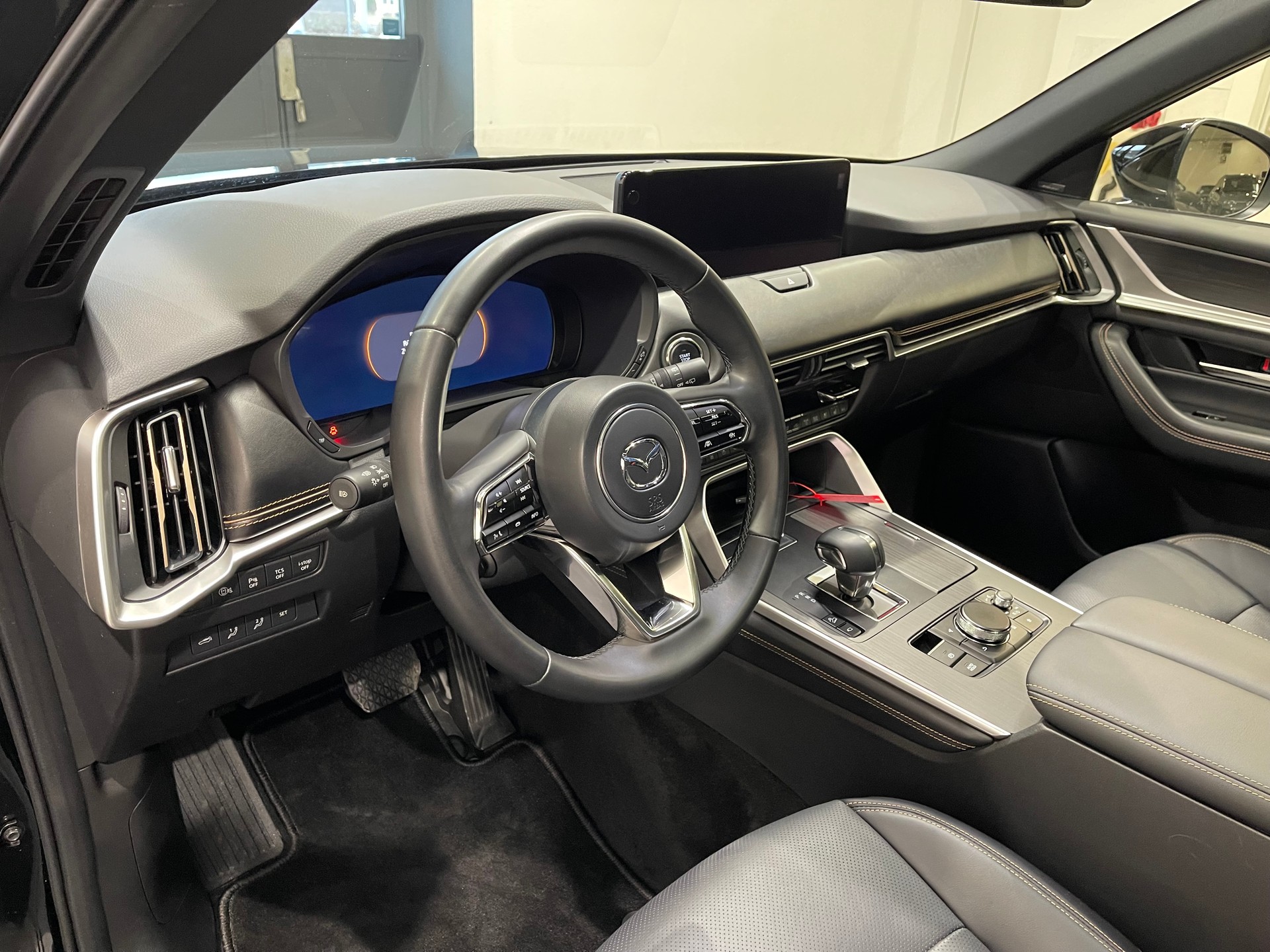 MAZDA CX-80 e-Skyactiv D254 MHEV AWD Homura Plus-image-10