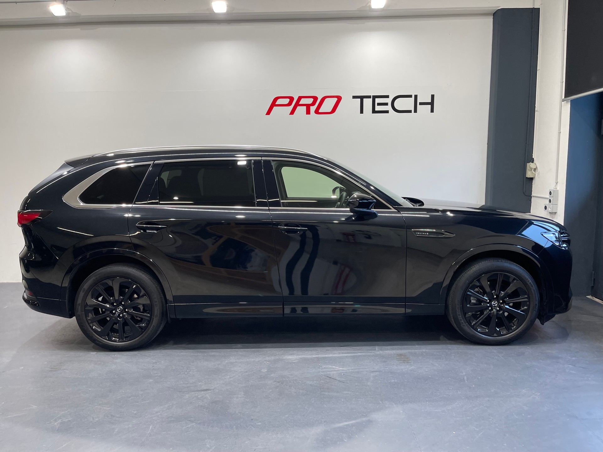 MAZDA CX-80 e-Skyactiv D254 MHEV AWD Homura Plus-showroom-element-1