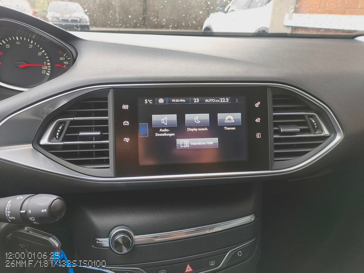 PEUGEOT 308 1.2 THP Style-image-2
