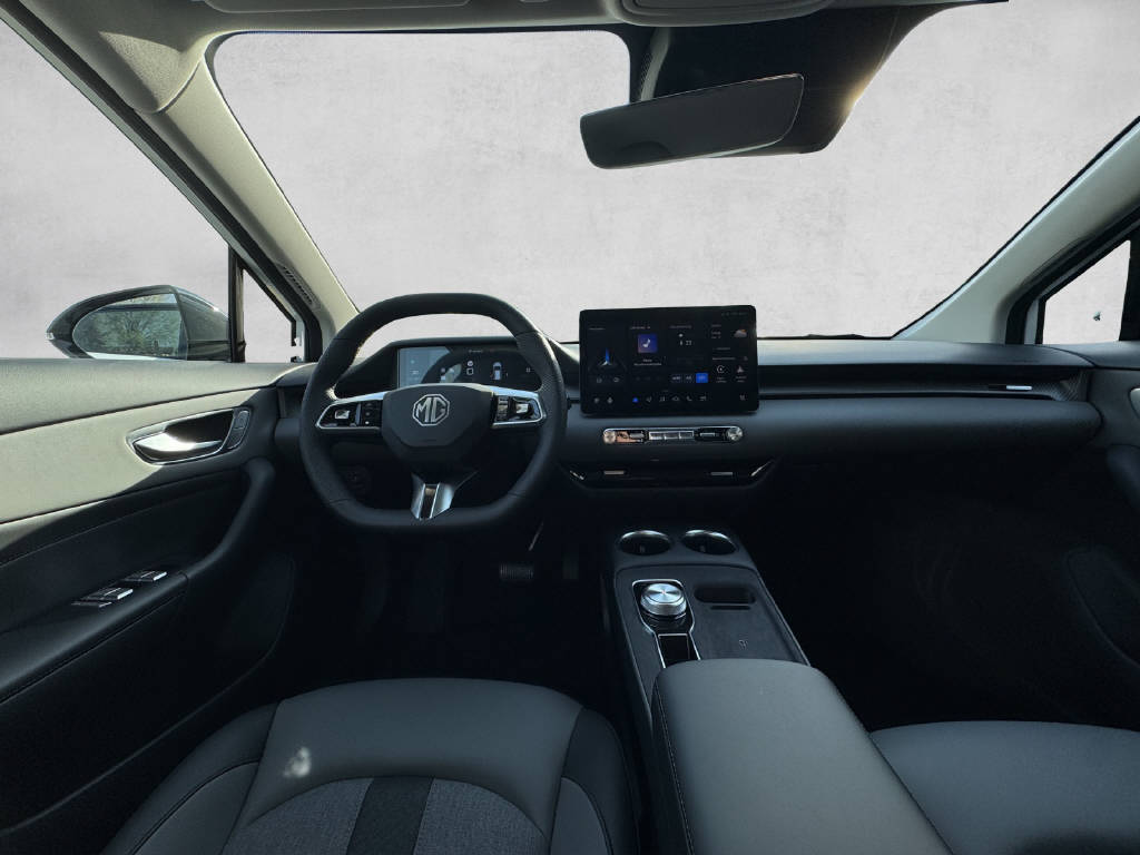 MG MG4 64kWh Premium Facelift-image-8