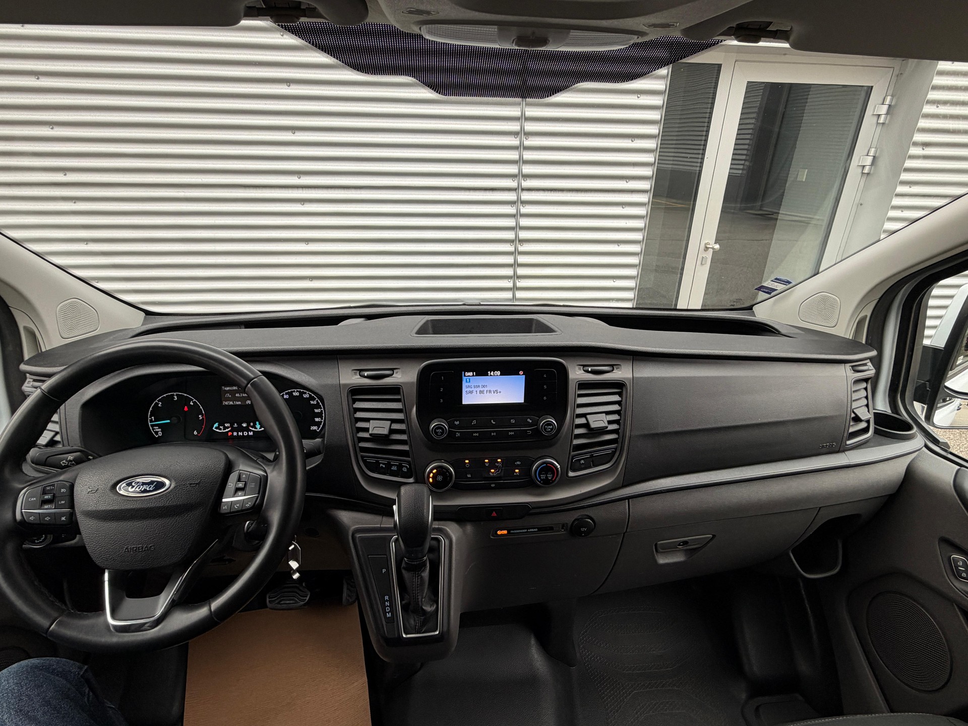 FORD Transit Custom Van 300 L2H1 Trend A-image-12