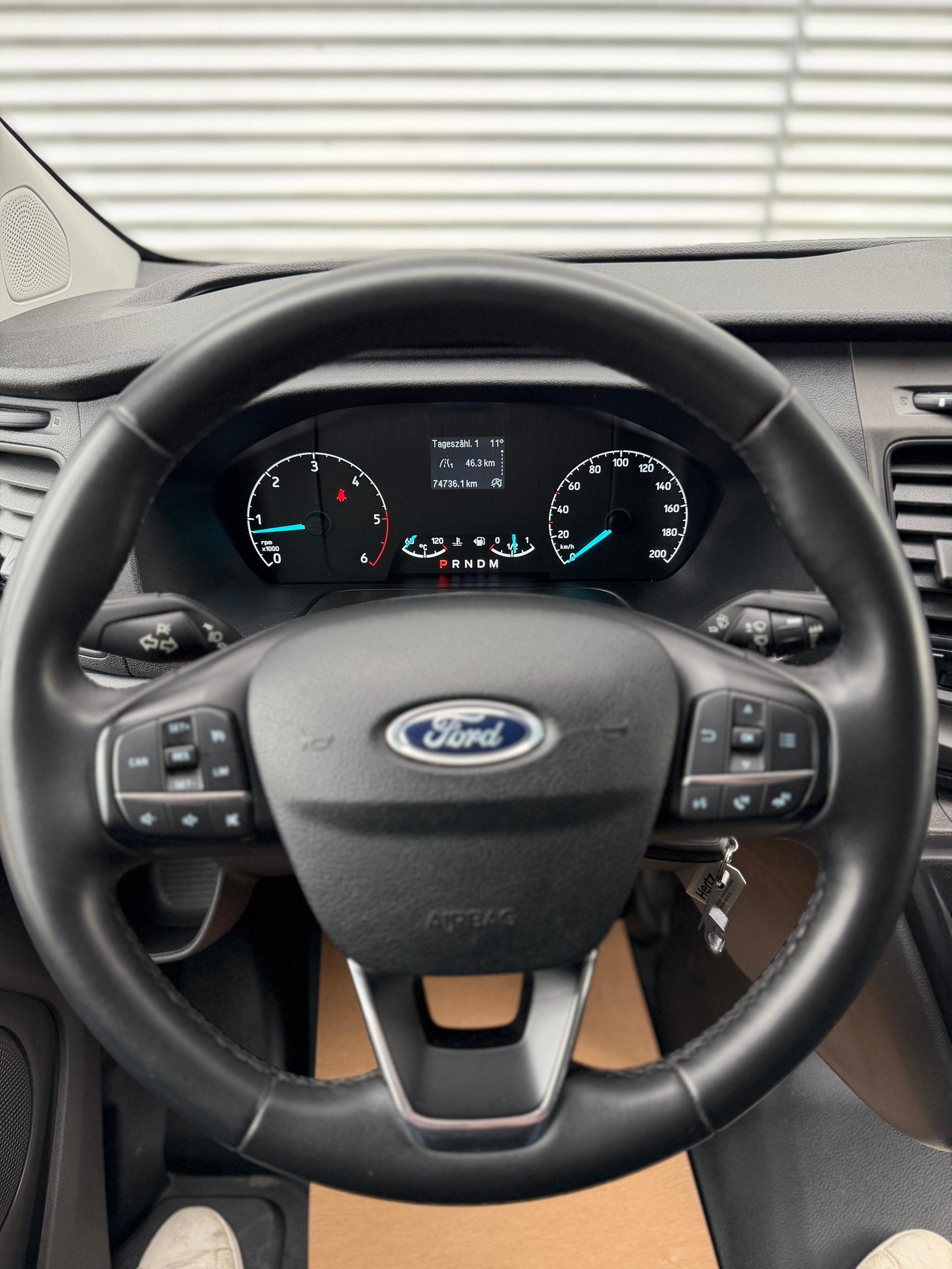 FORD Transit Custom Van 300 L2H1 Trend A-image-10