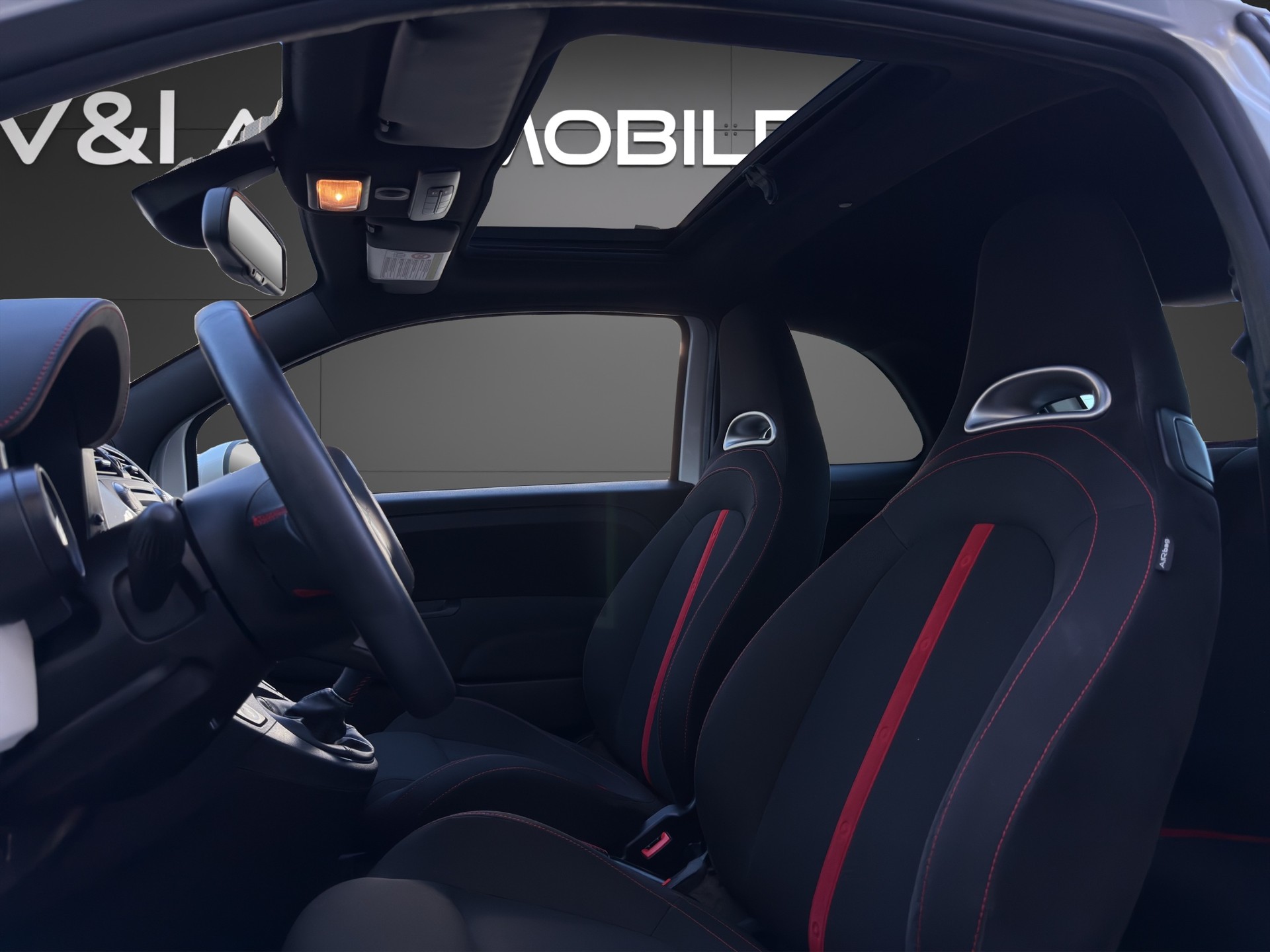 FIAT 500 1.4 16V Turbo Abarth 695 SS-image-19