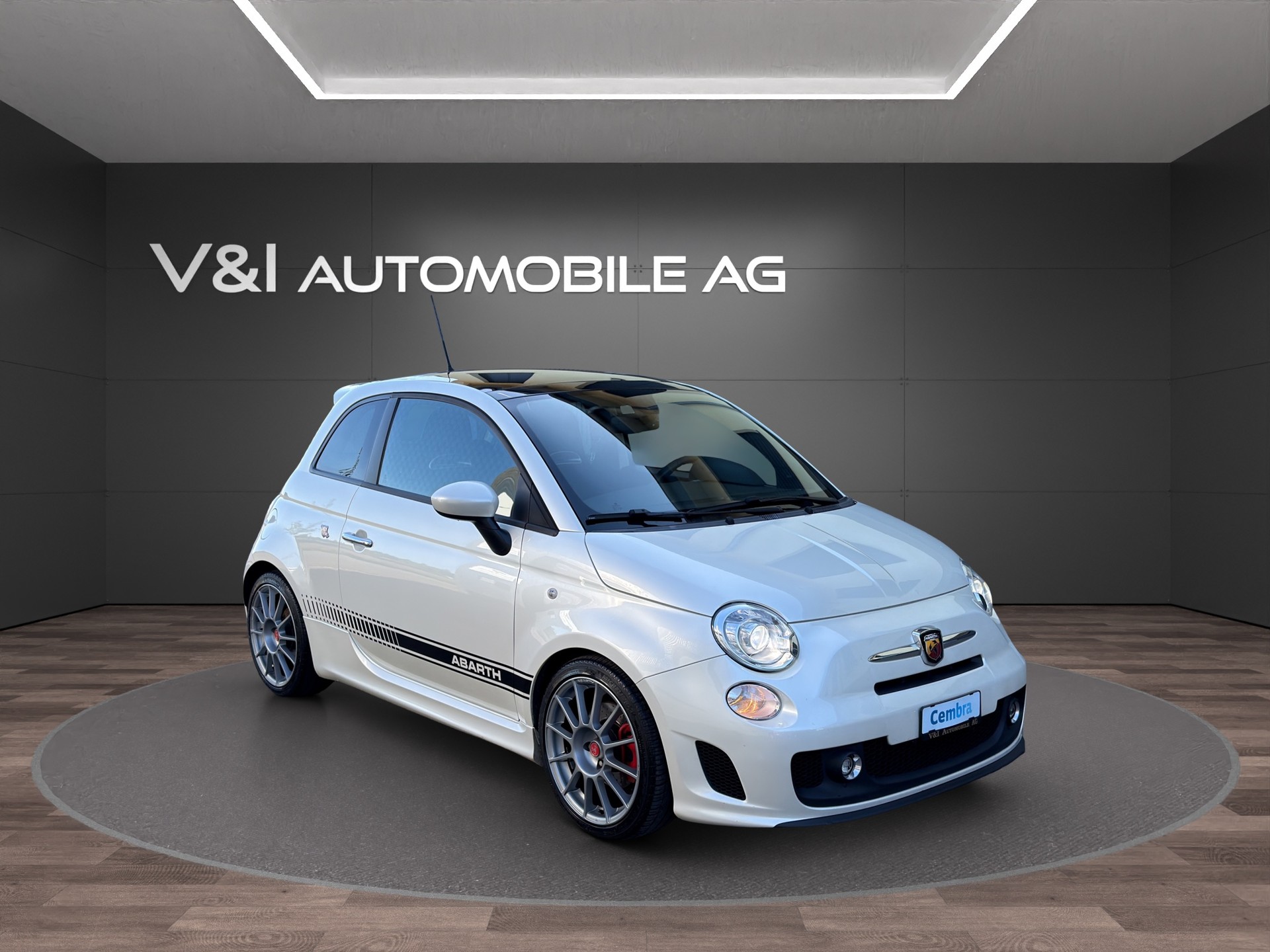 FIAT 500 1.4 16V Turbo Abarth 695 SS-image-1
