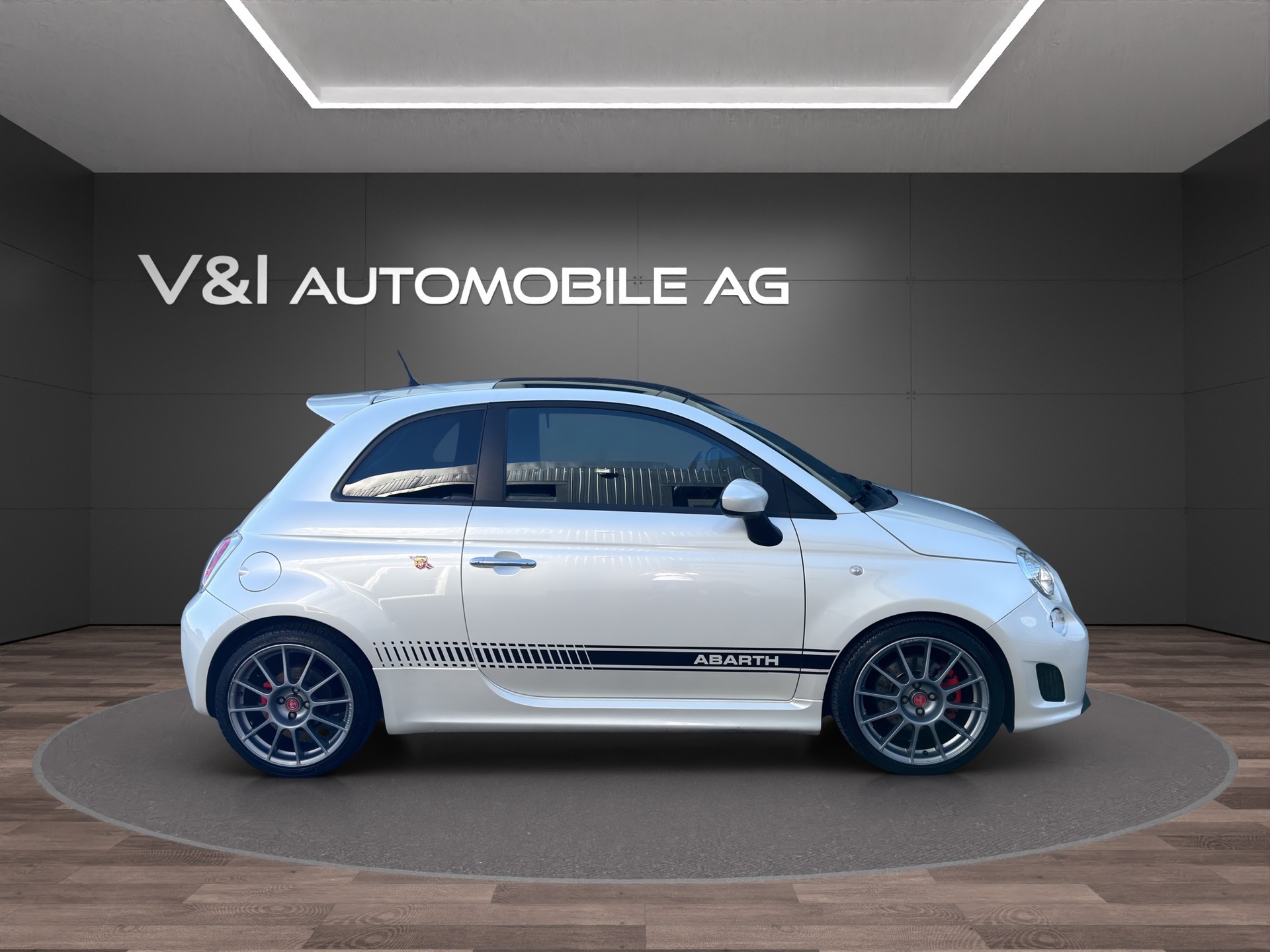 FIAT 500 1.4 16V Turbo Abarth 695 SS-image-7