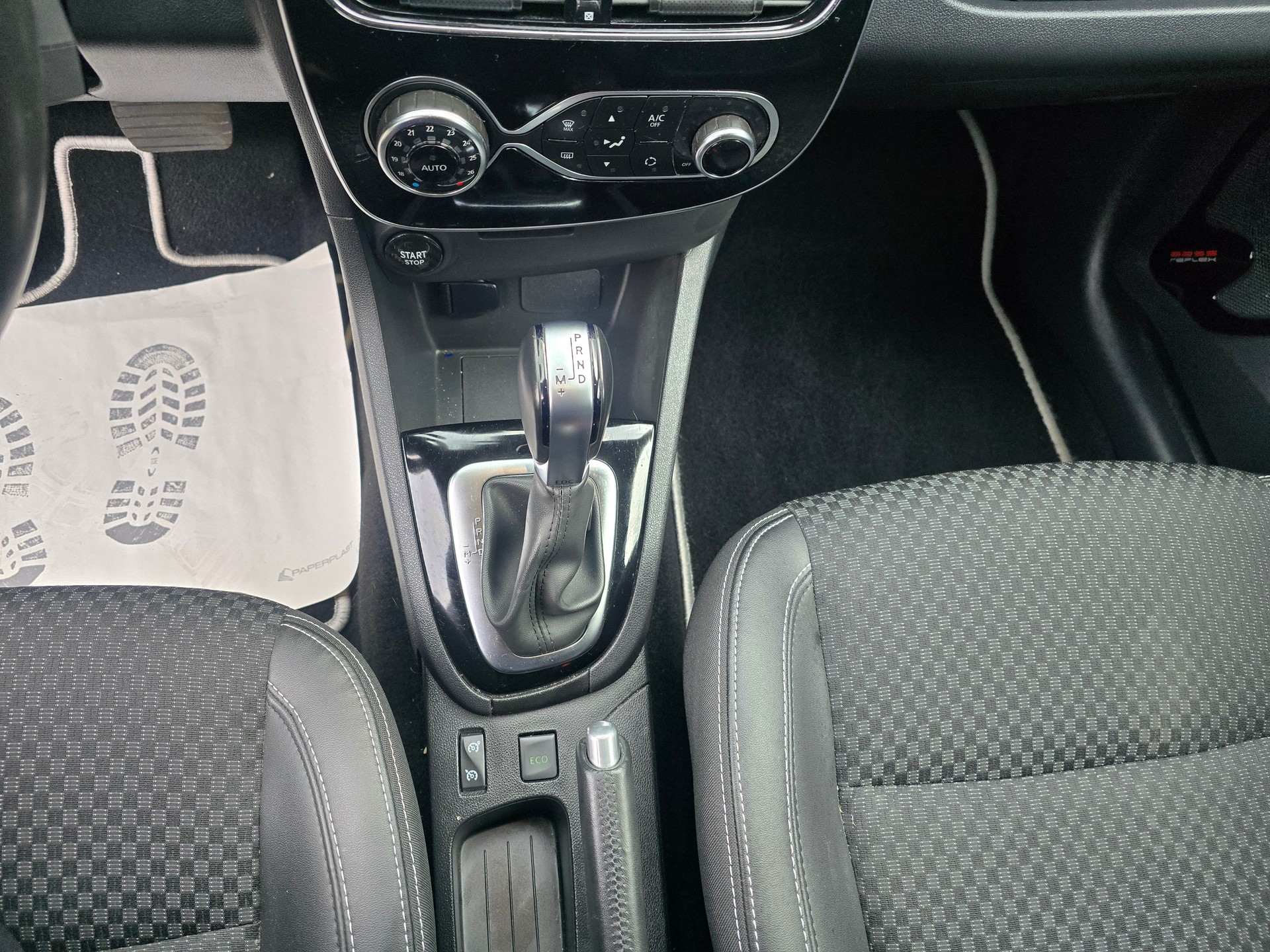 RENAULT Clio Grandtour 1.5 dCi Intens EDC-image-17