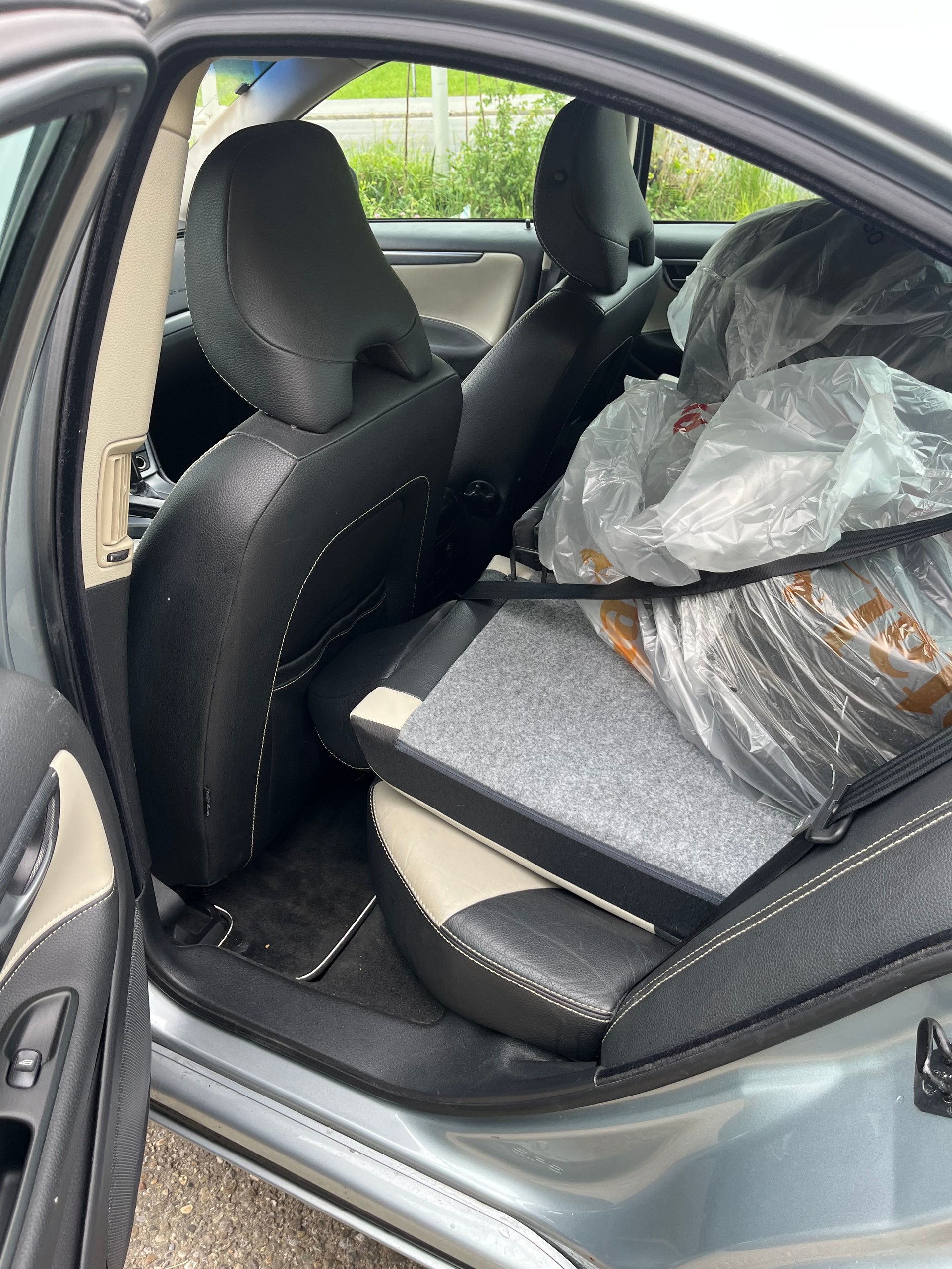 VOLVO S60 2.5T AWD Stockholm Geartronic-image-7