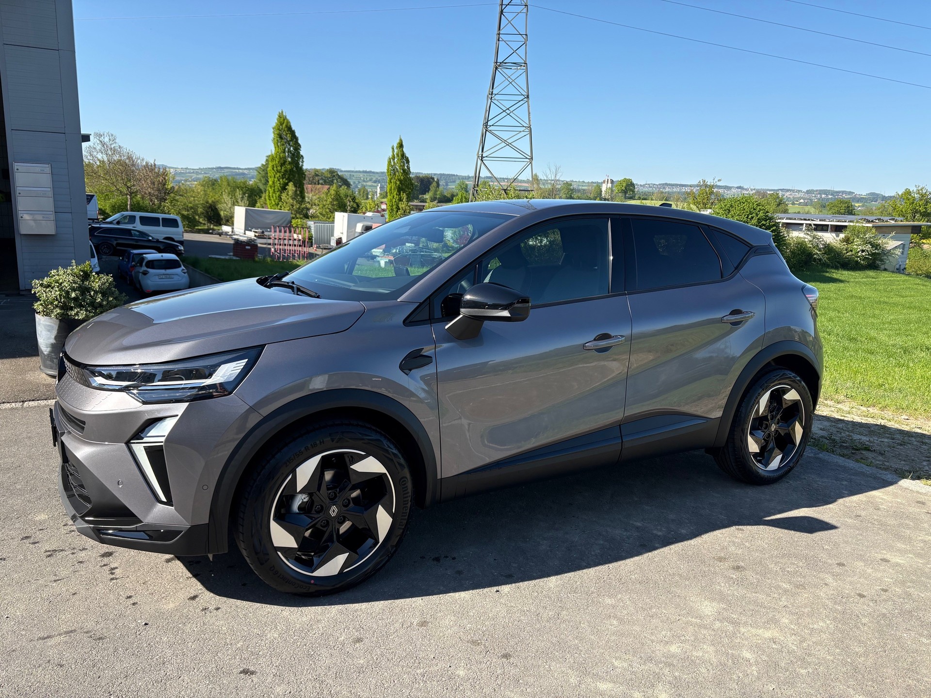 RENAULT Captur 1.3 TCe Techno-image-1