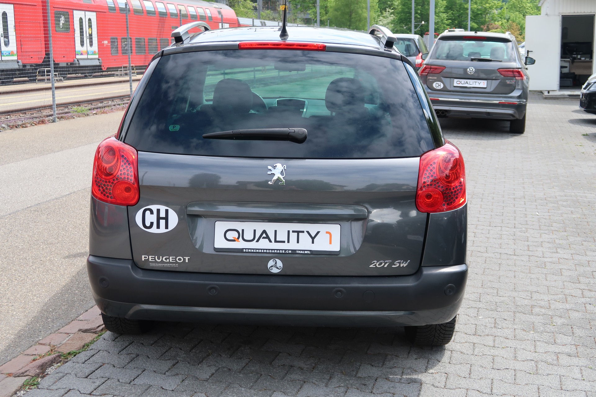 PEUGEOT 207 SW 1.6 16V Allure-image-4