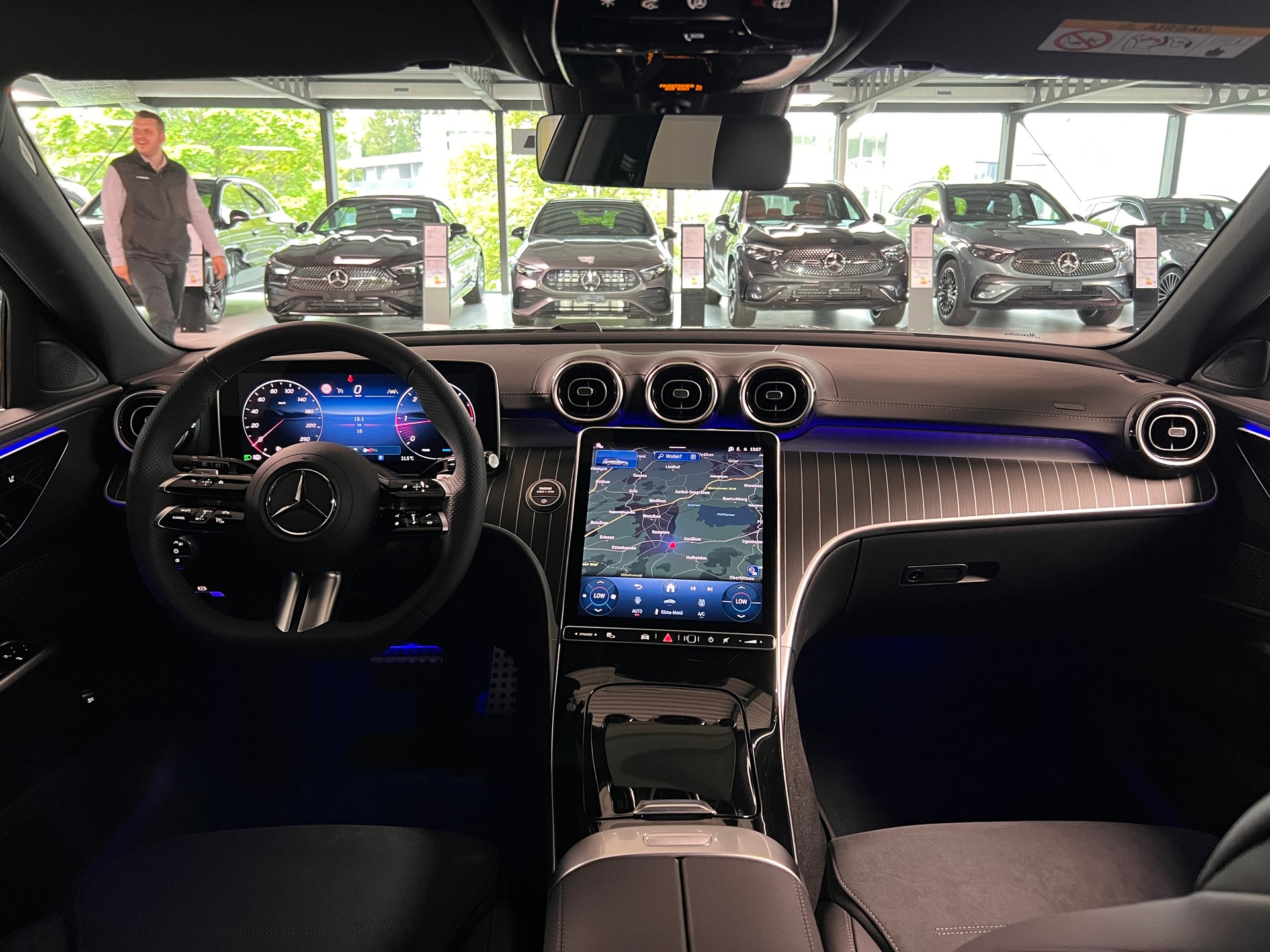 MERCEDES-BENZ C 220 d T 4 Matic Swiss Star-image-11