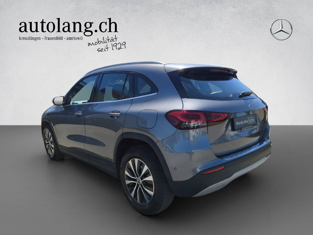 MERCEDES-BENZ GLA 200 Style 4Matic-image-2