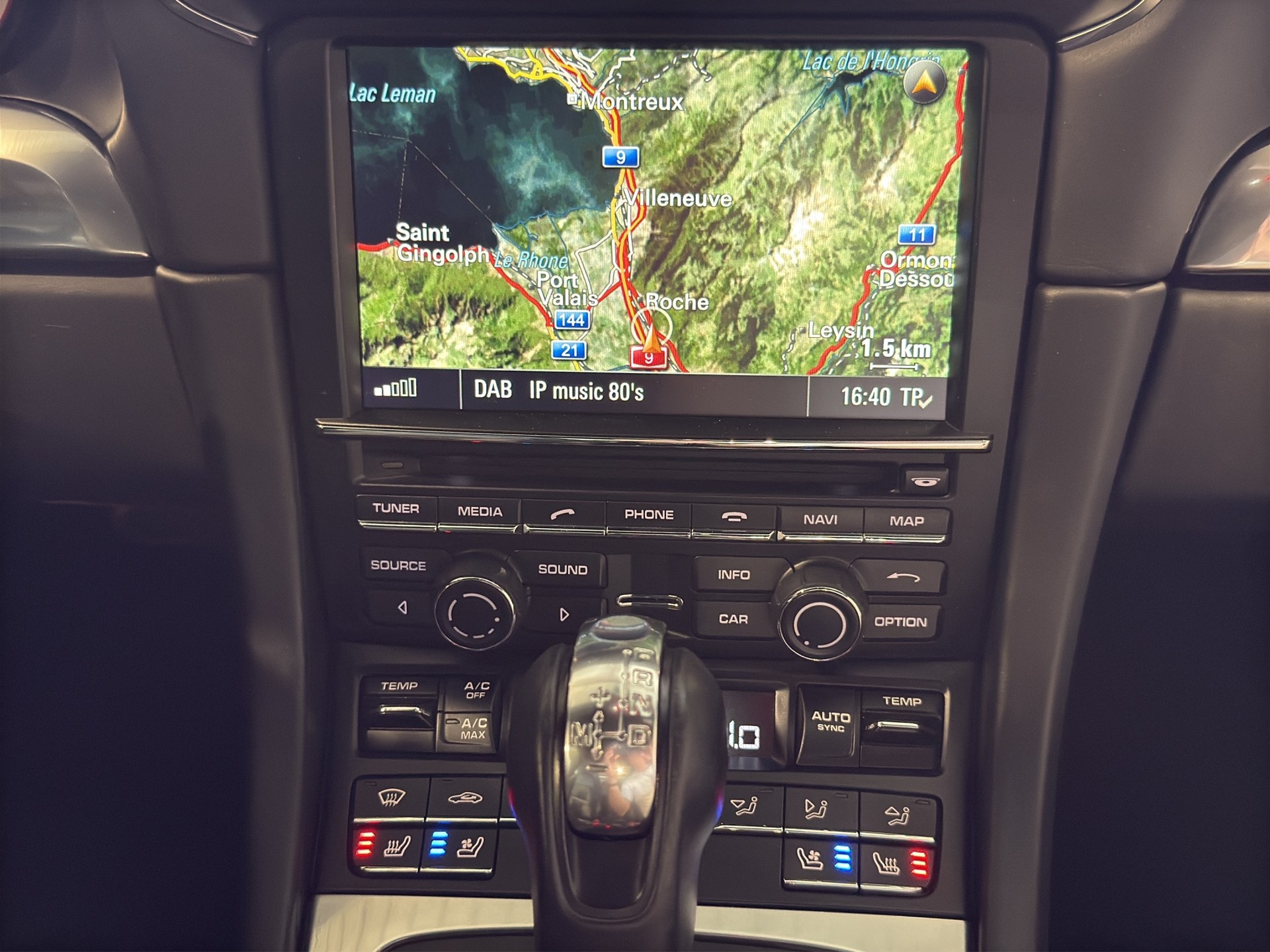 PORSCHE 911 Carrera 4 (991.1)-image-18