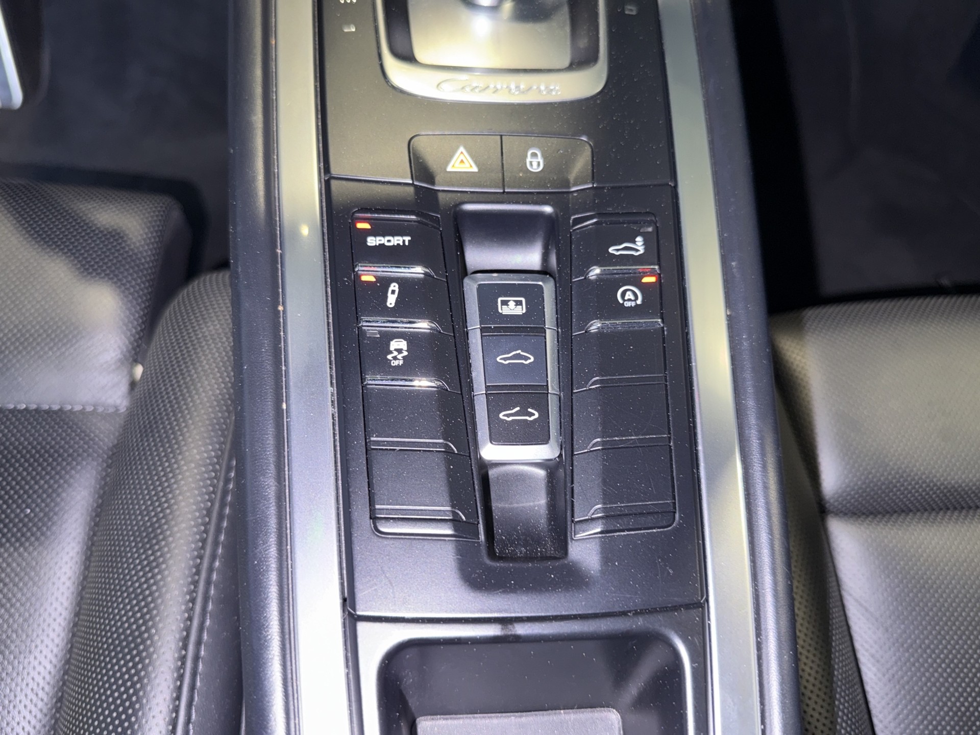 PORSCHE 911 Carrera 4 (991.1)-image-17