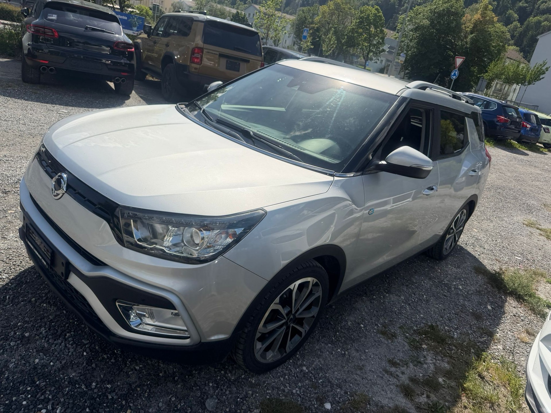 KGM-SsangYong XLV 1.6 eXDi Sapphire 4WD-image-10