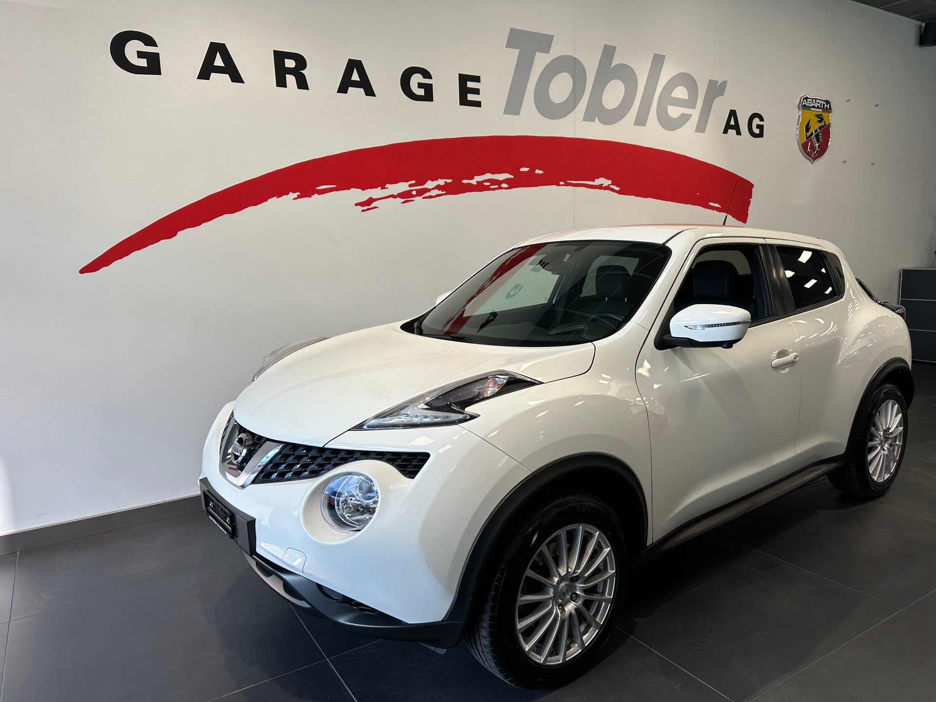 NISSAN Juke 1.6 DIG-T N-Connecta 4x4 Xtronic M-CVT-showroom-element-2