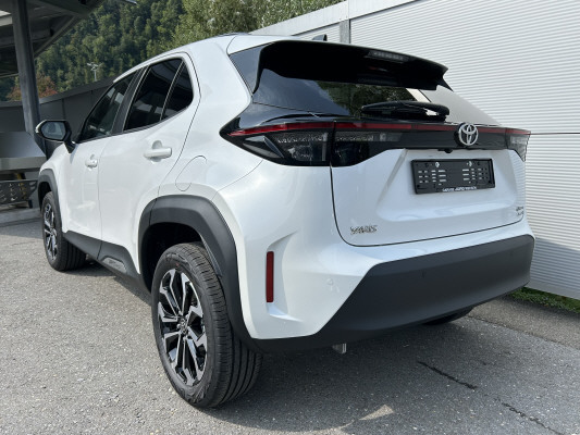 TOYOTA Yaris Cross 1.5 Trend AWD-image-3
