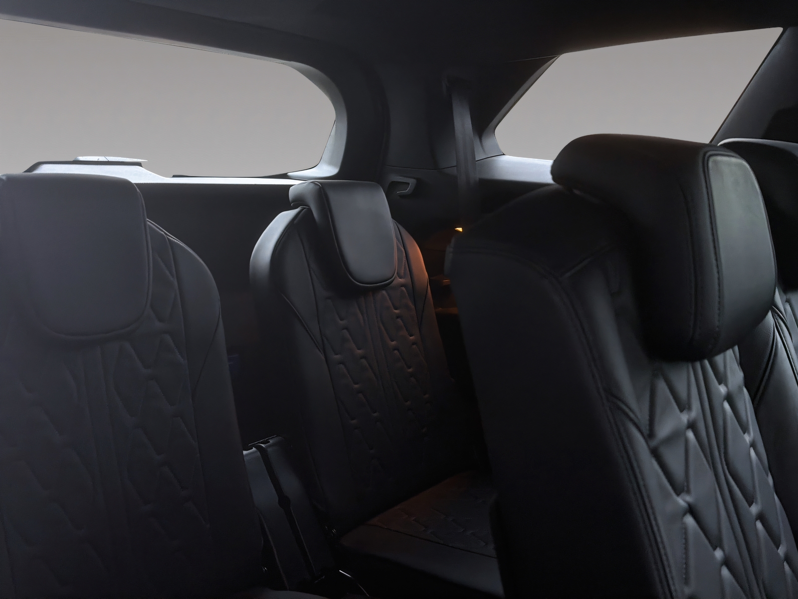 PEUGEOT 5008 1.6 PureTech GT Pack-image-17