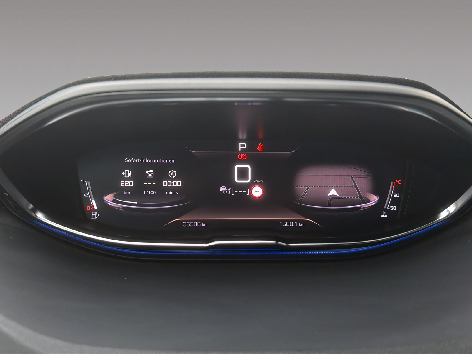 PEUGEOT 5008 1.6 PureTech GT Pack-image-9