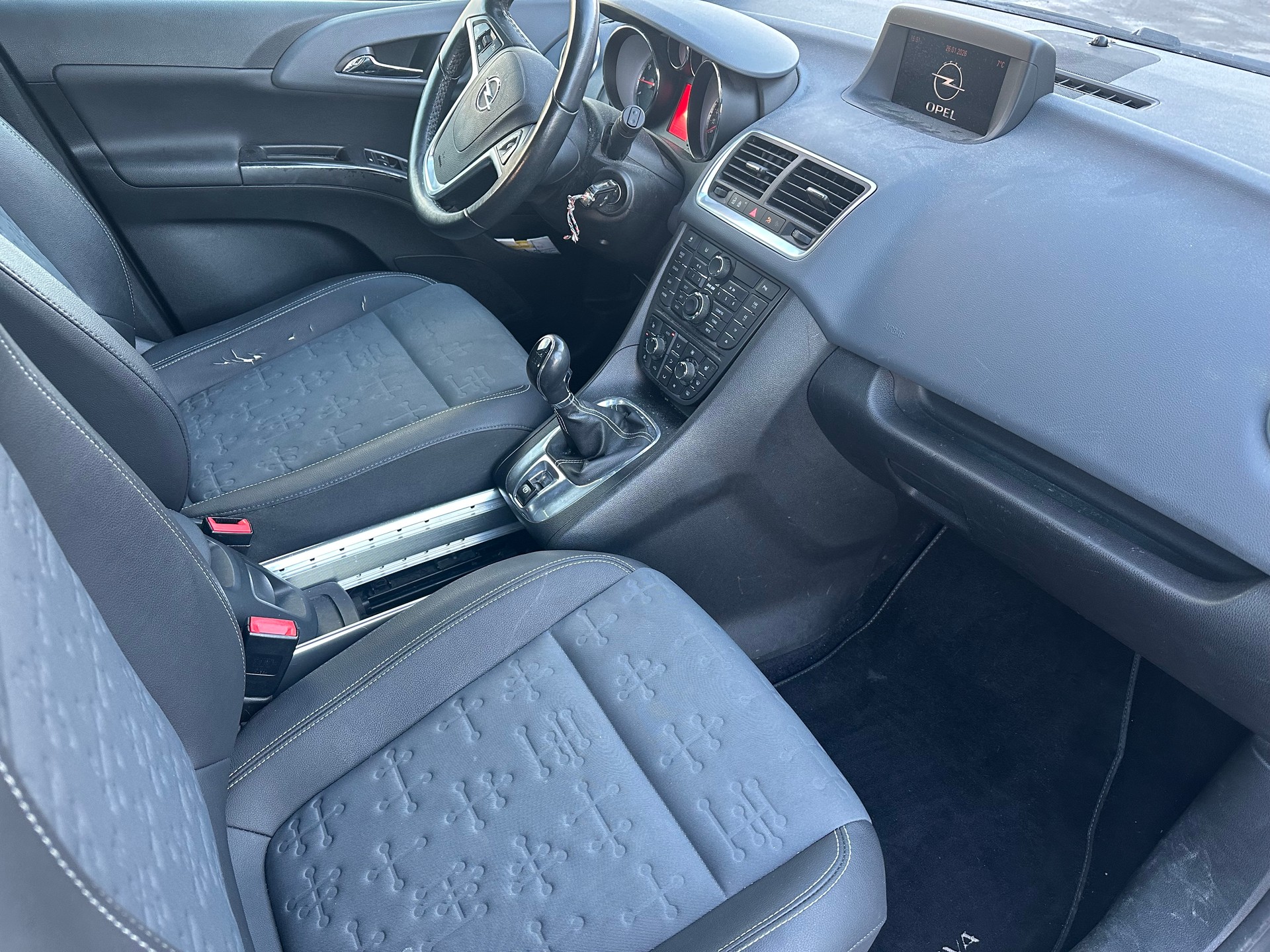 OPEL Meriva 1.4 Turbo Cosmo-image-7