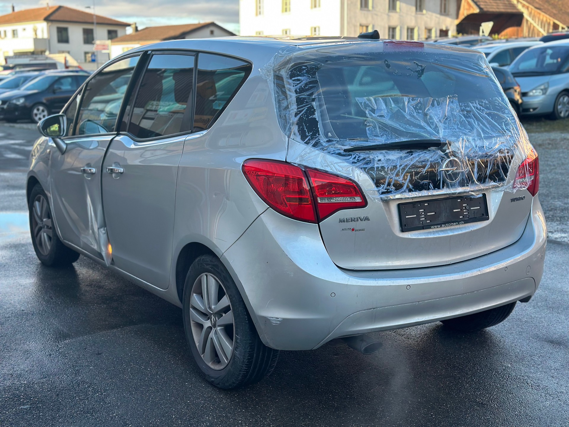 OPEL Meriva 1.4 Turbo Cosmo-image-4