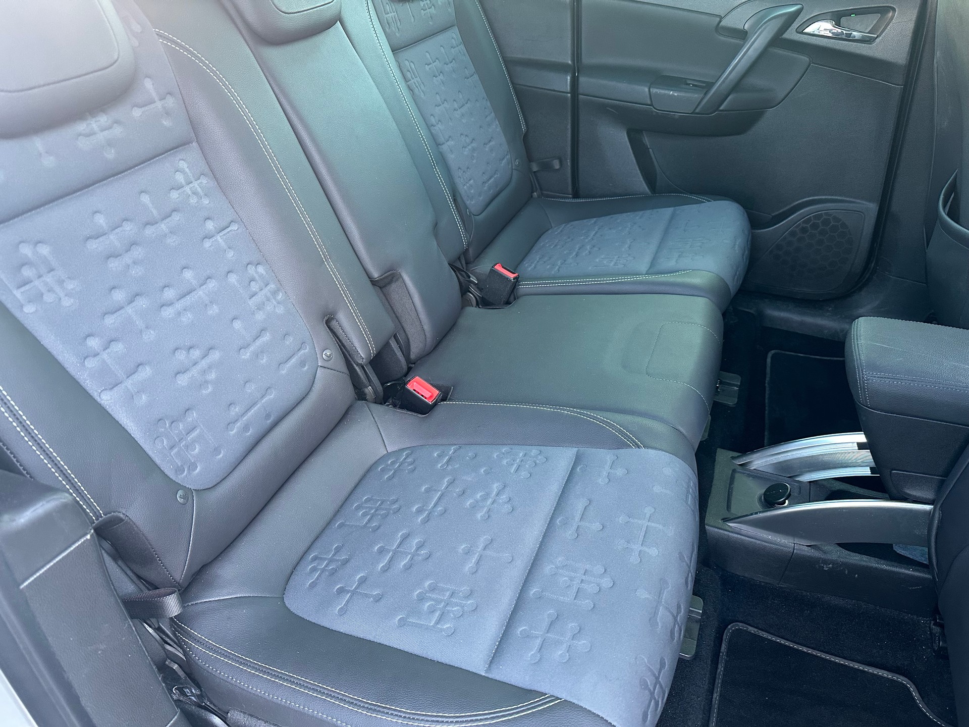 OPEL Meriva 1.4 Turbo Cosmo-image-9