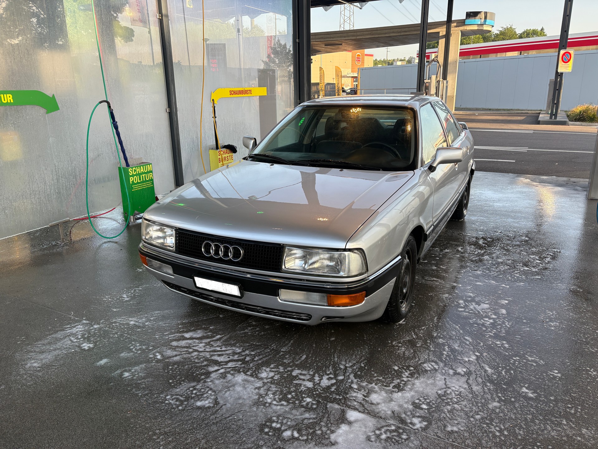AUDI 90 2.3 E-image-0