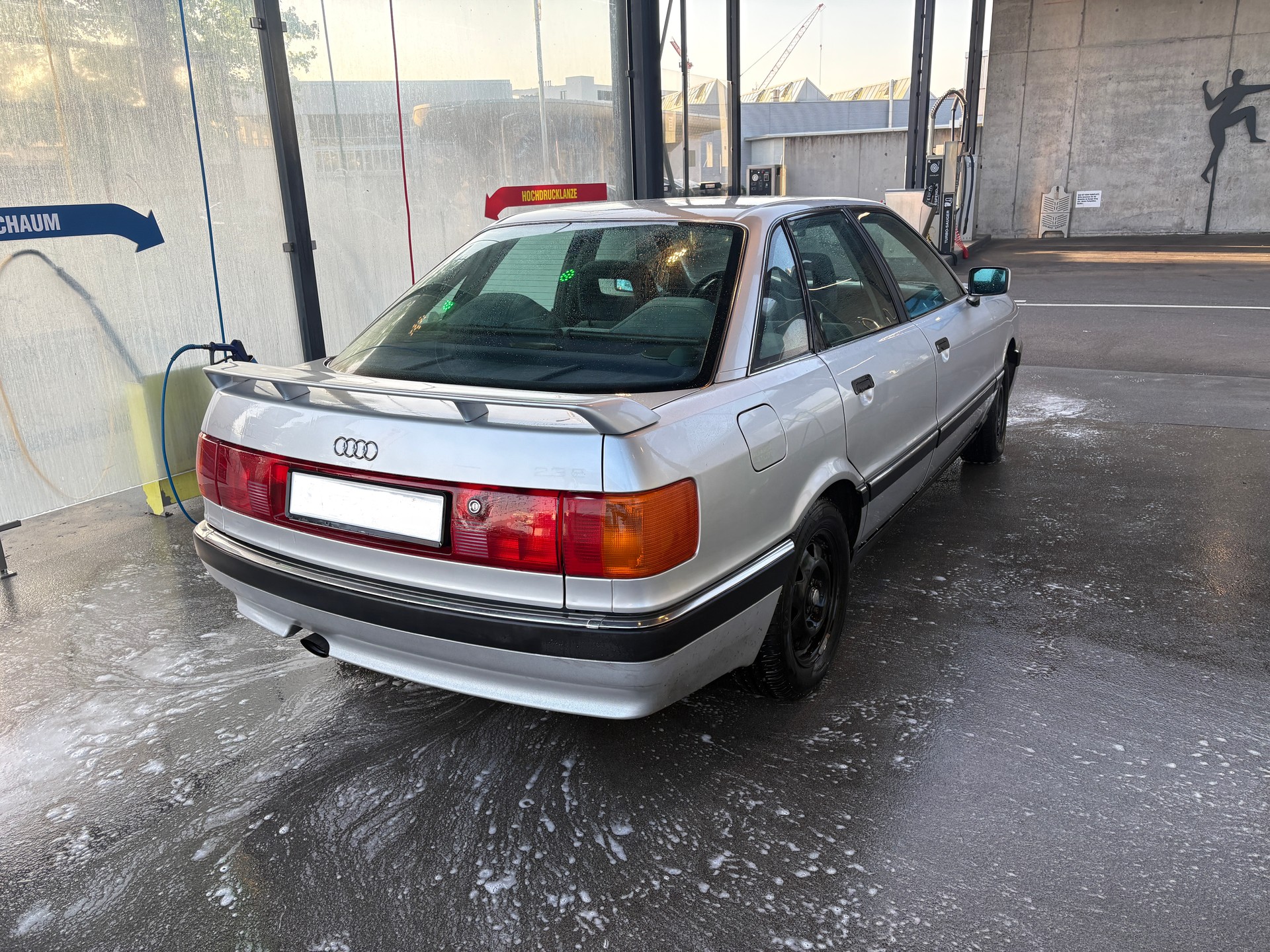 AUDI 90 2.3 E-image-2