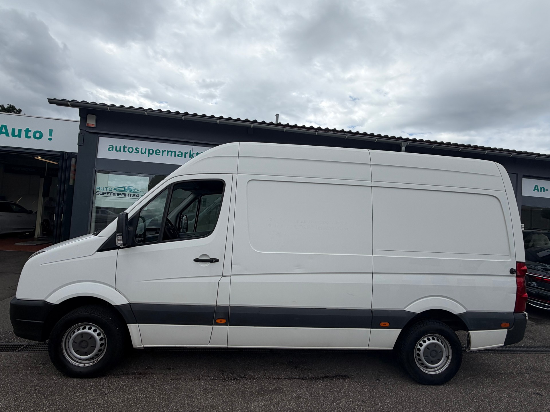 VW Crafter 35 2.0 TDI CR-showroom-element-2