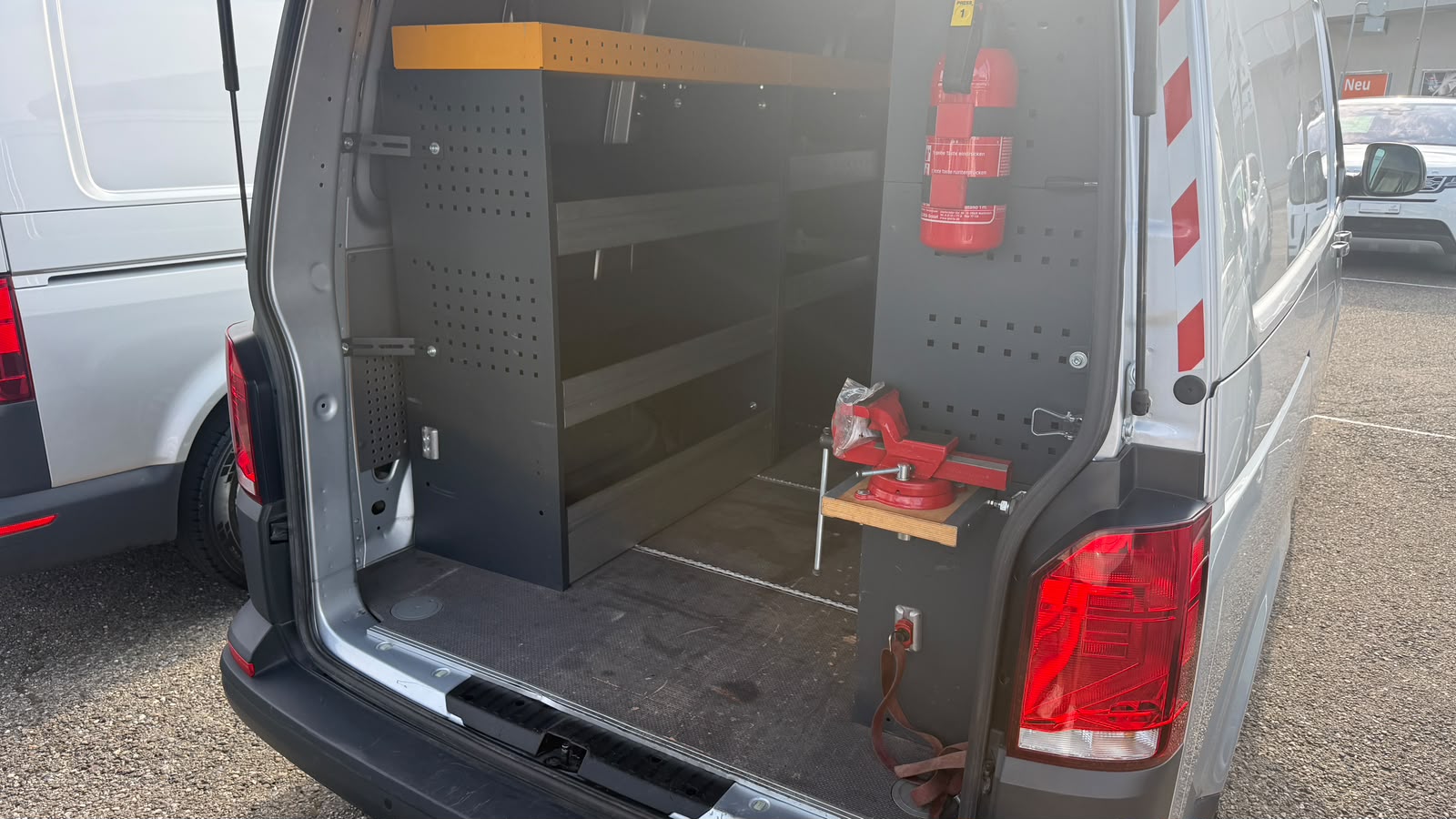 VW T6.1 2.0 TDI EINBAU-SCHRÄNKE 3200 KG!!!-image-25