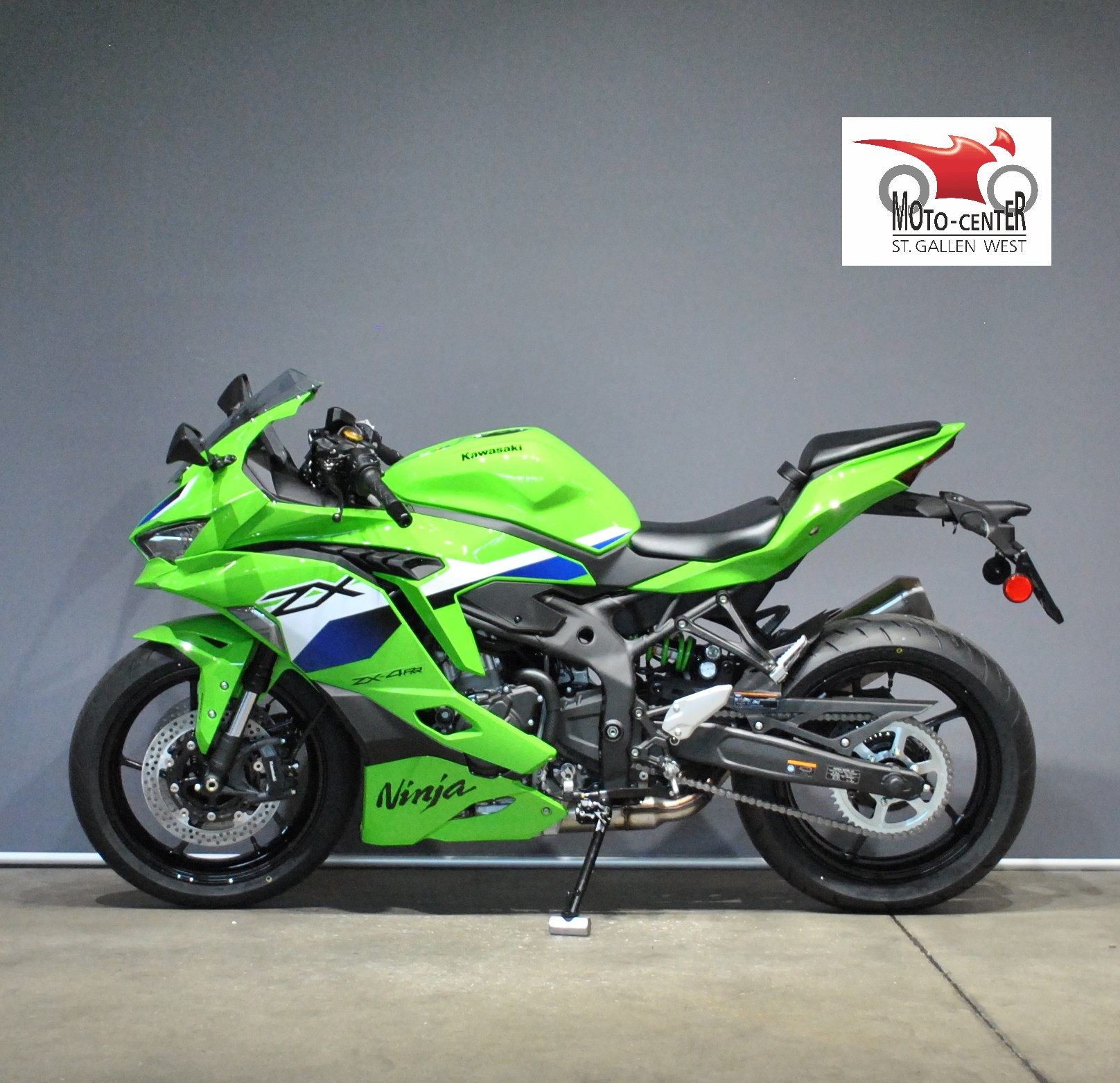 KAWASAKI Ninja ZX-4RR-showroom-element-2