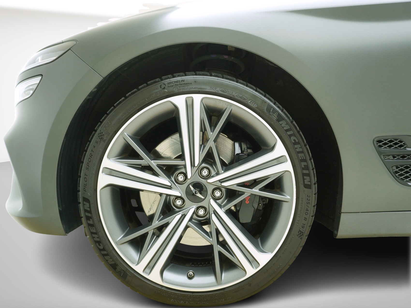 GENESIS G70 Shooting Brake 2.0T Sport AWD-image-6