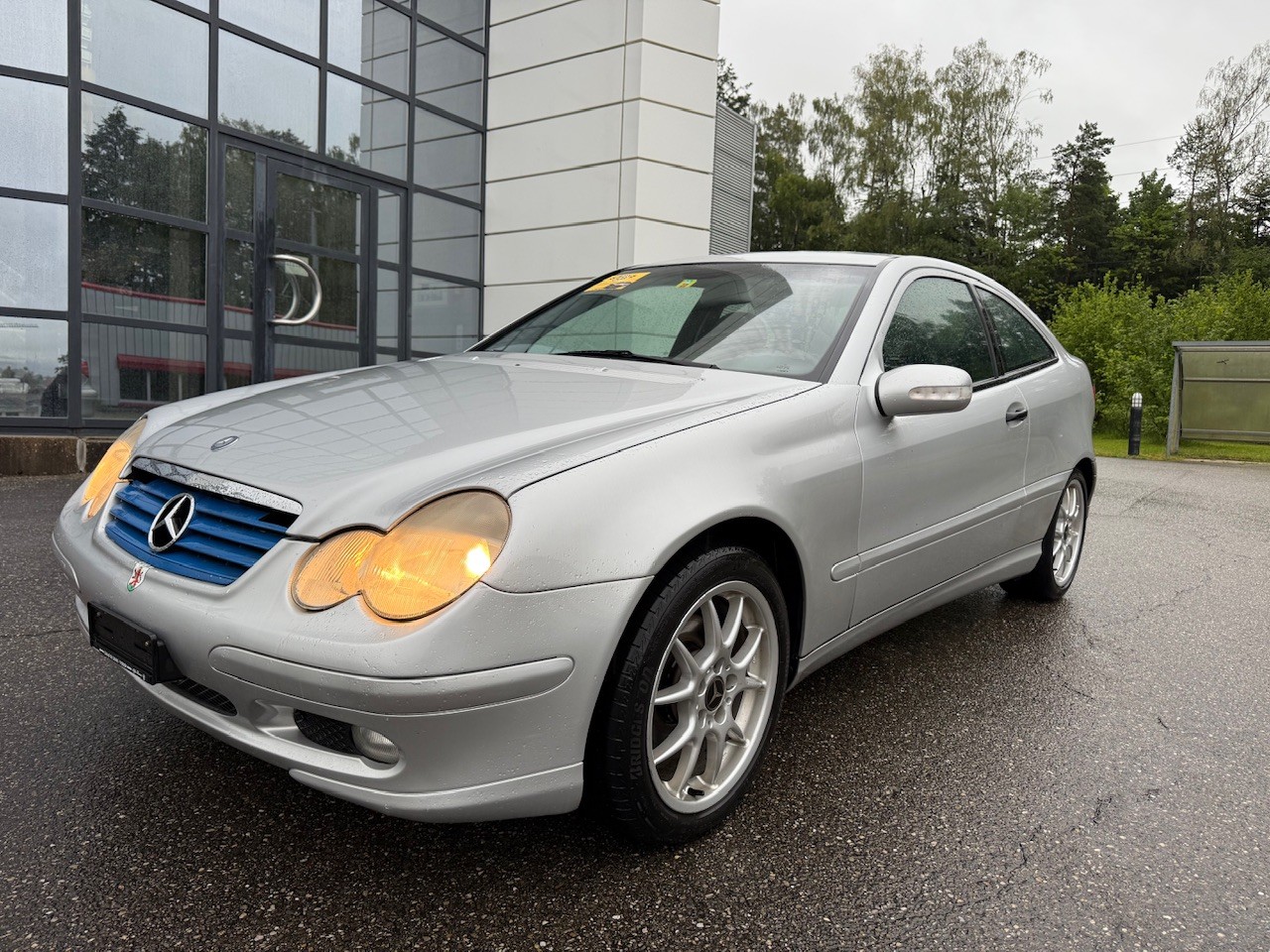MERCEDES-BENZ C 220 CDI-image-2